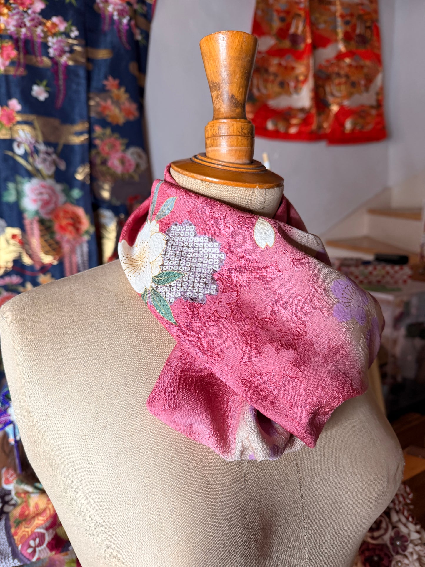 Tour de cou foulard kimono japonais Furisode en soie Neuf