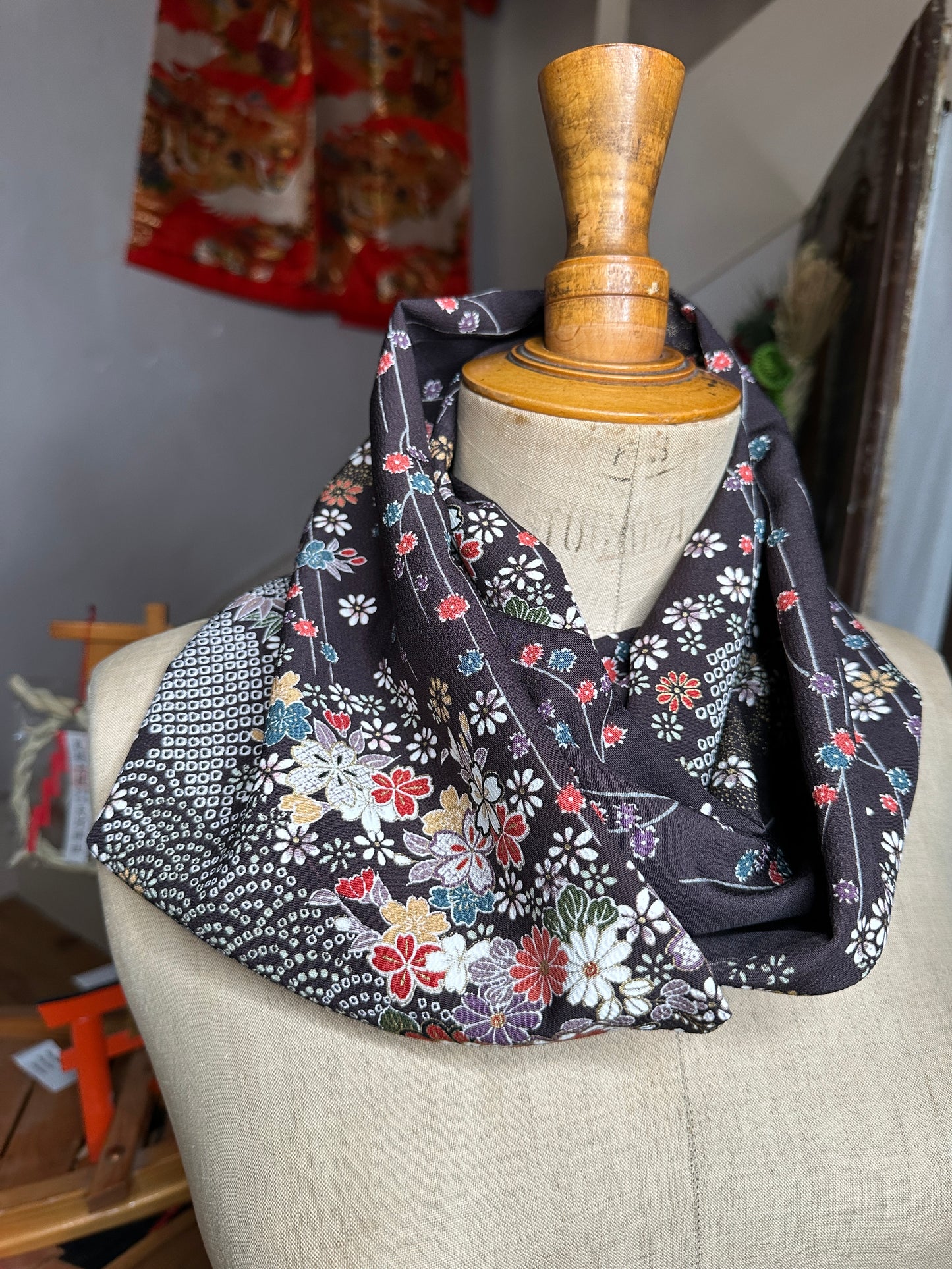 Tour de cou foulard Tango-Chirimen