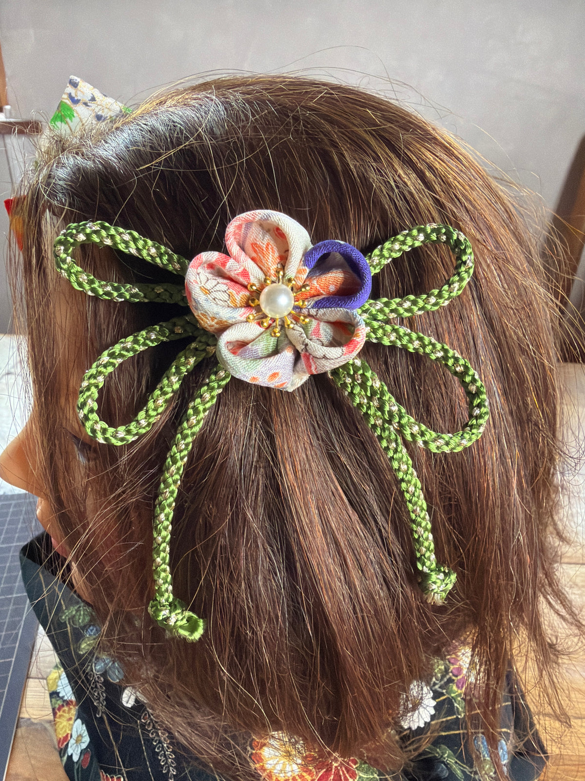 Pince à cheveux kimono japonais Tsumamisaiku