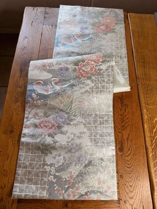 Chemin de table Obi japonais en saganishiki platine