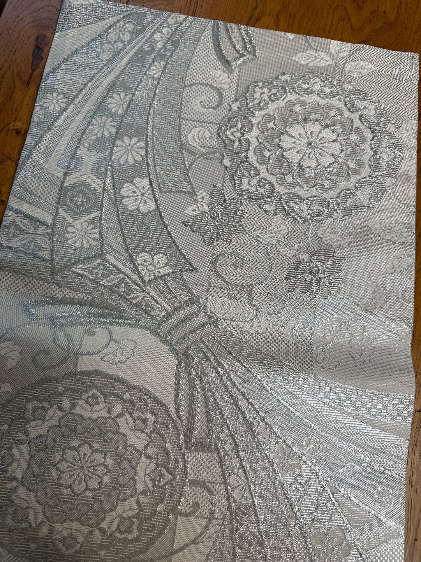 Centre de table Obi japonais en soie