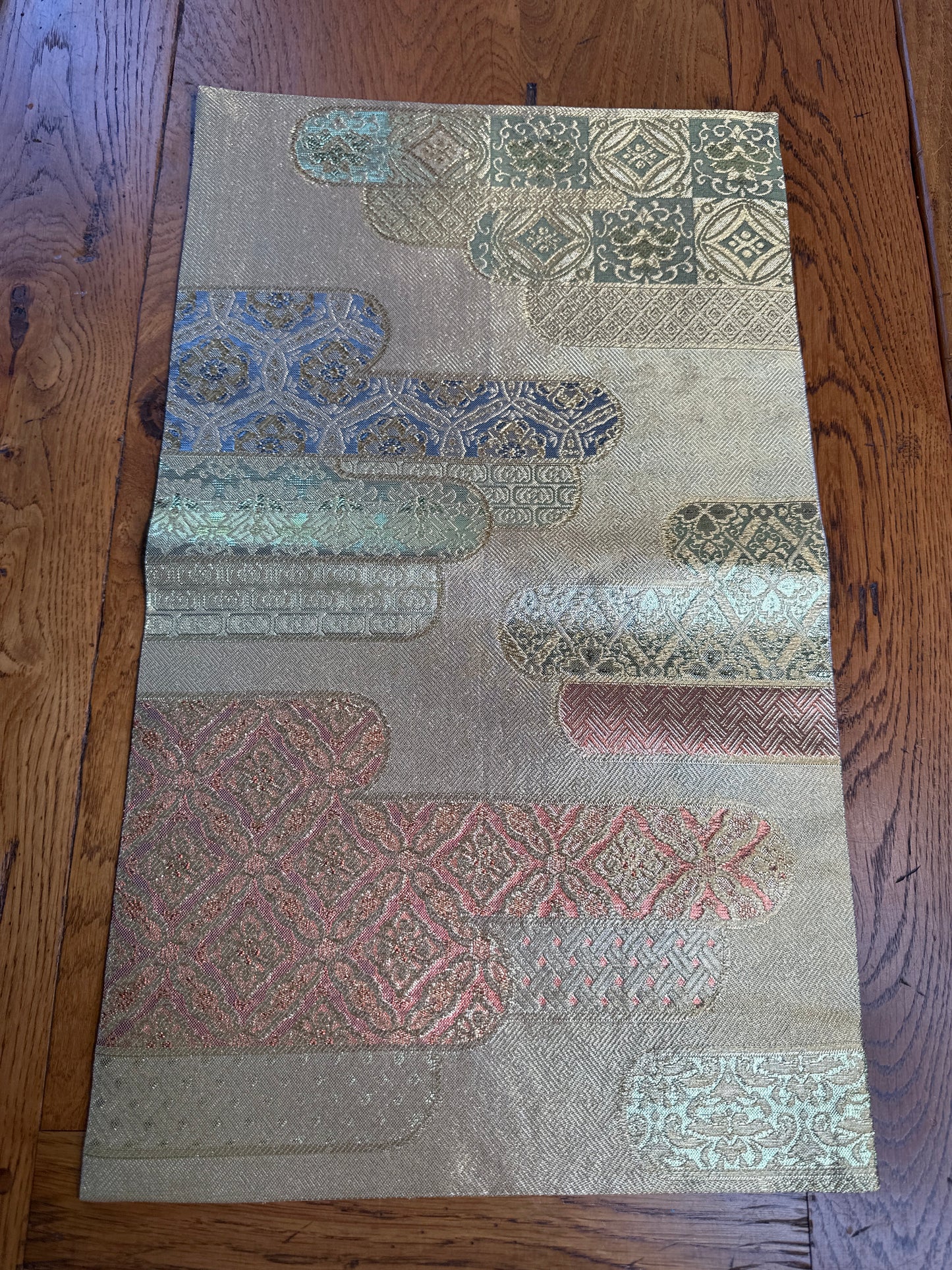 Centre de table Obi japonais en soie