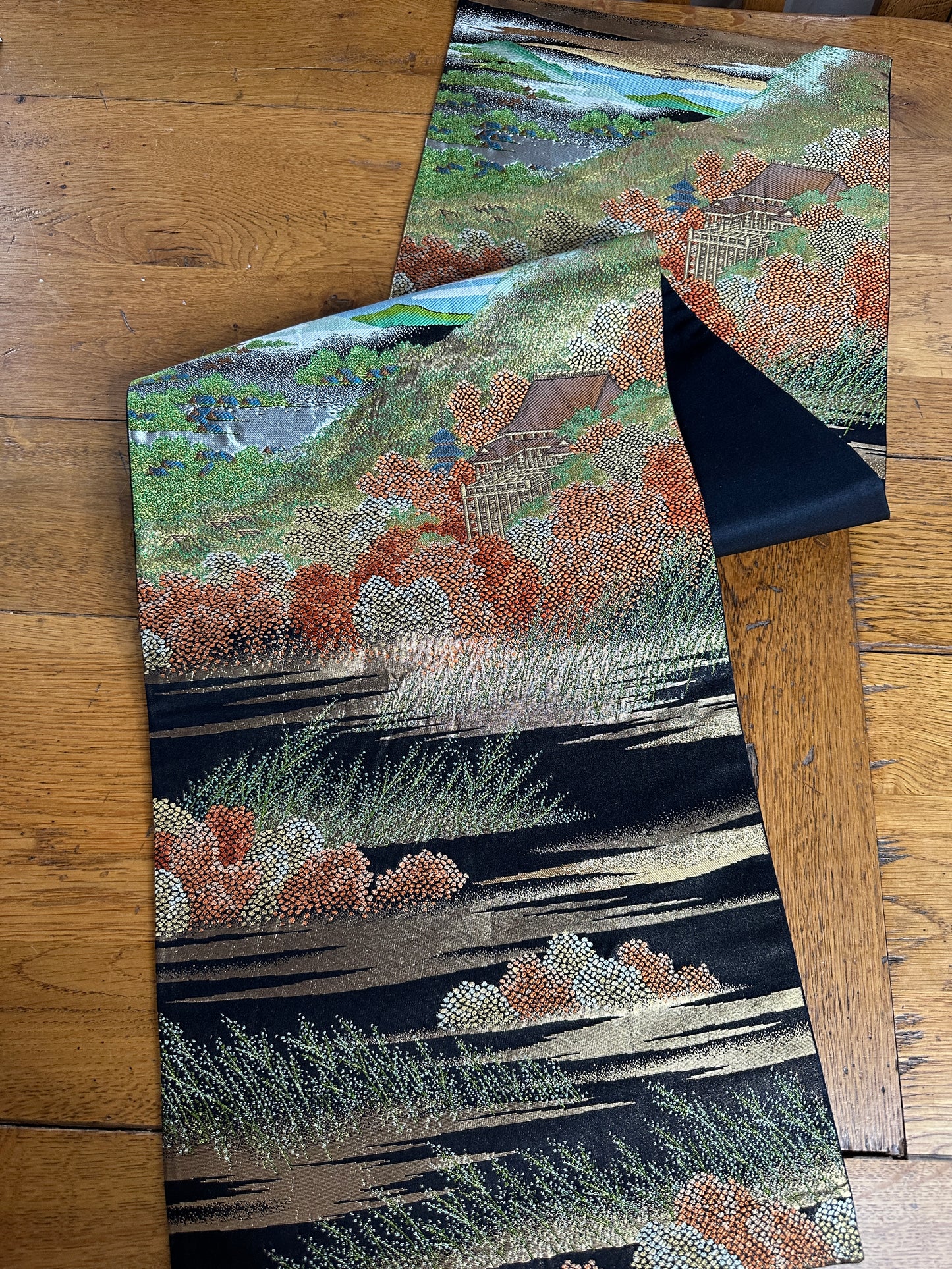 Chemin de table Obi japonais en soie