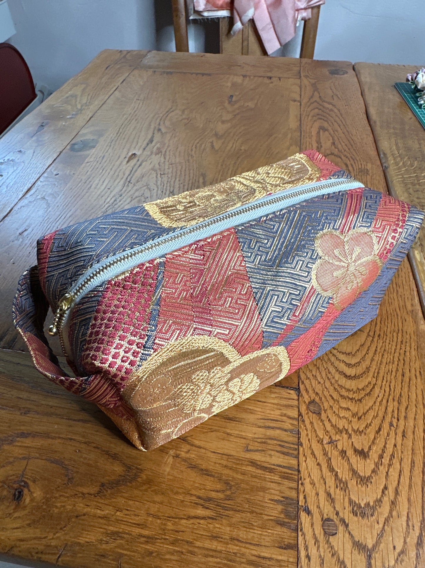 Trousse de toilette Obi japonais en soie