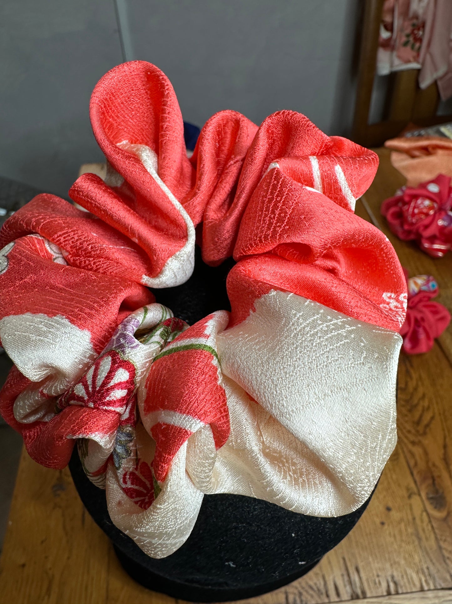 Chouchou kimono japonais en soie moyen modèle