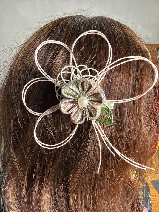 Pince à cheveux Tsumamisaiku et Mizuhiki japonais