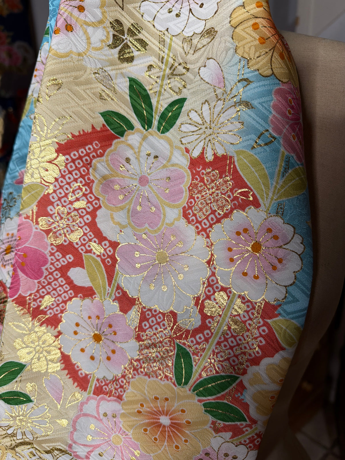 Tour de cou foulard furisode kimono japonais en soie