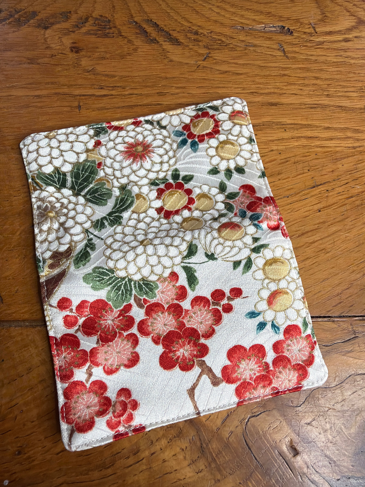 Porte carte simple pliable en soie