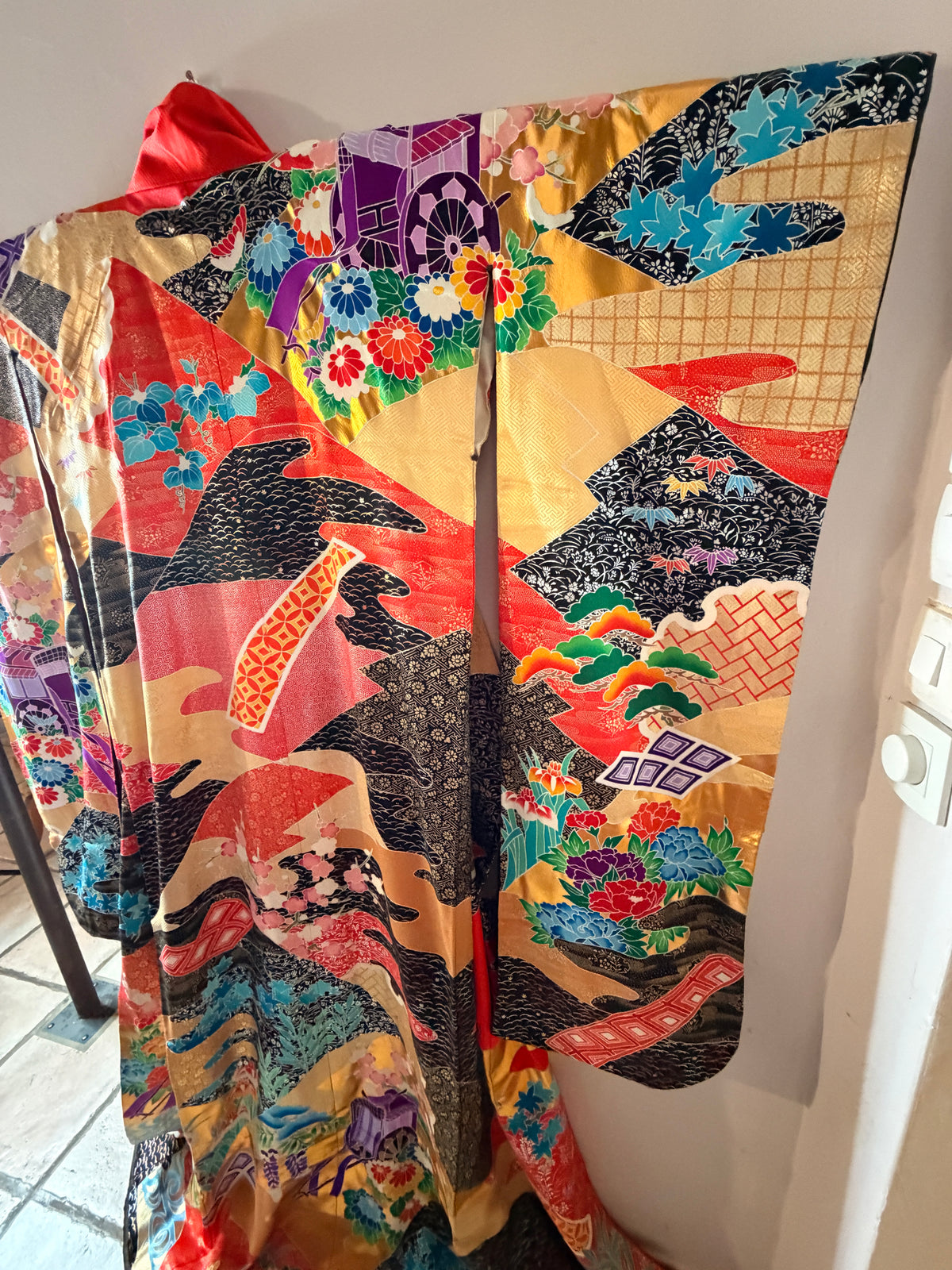 Kimono de mariage Hikifurisode japonais