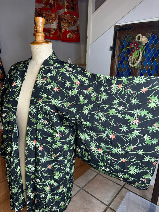 Haori feuilles d’érables japonais Neuf en soie