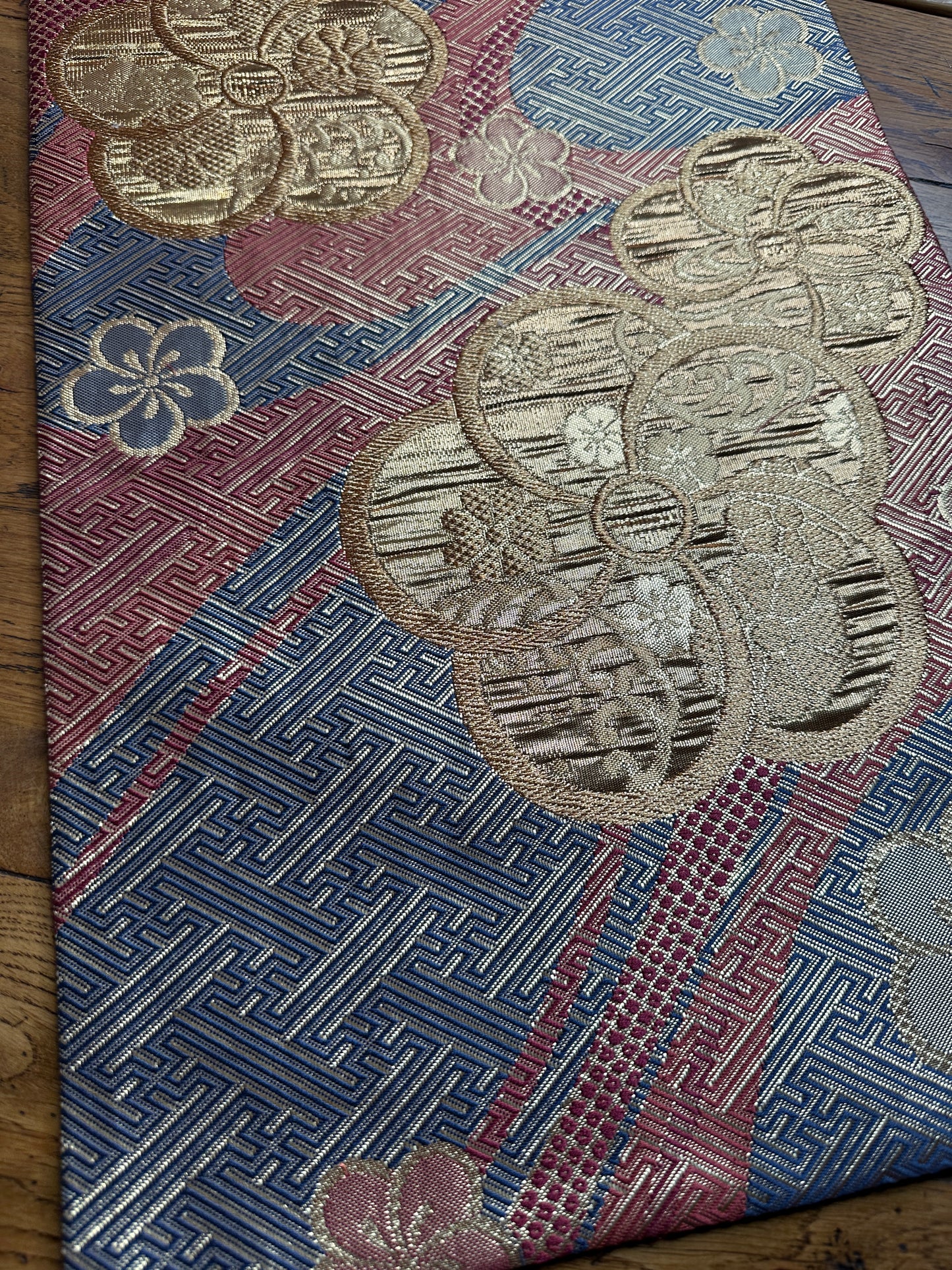 Centre de table Obi japonais en soie