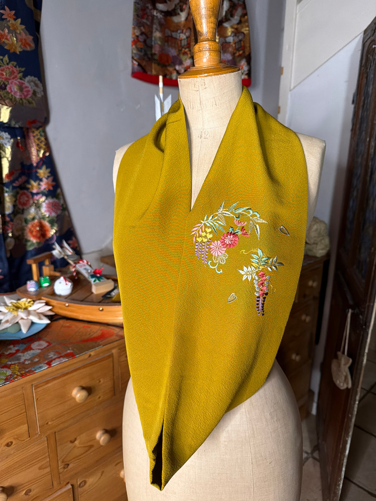 Tour de cou furisode kimono japonais en soie