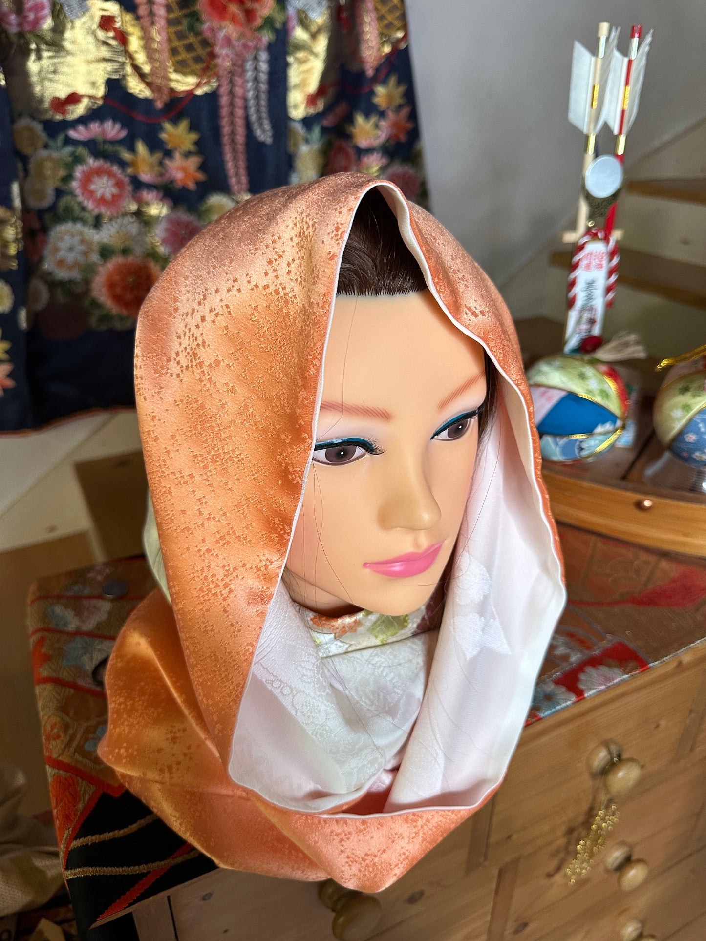 Tour de cou double face et largeur de la kimono en soie