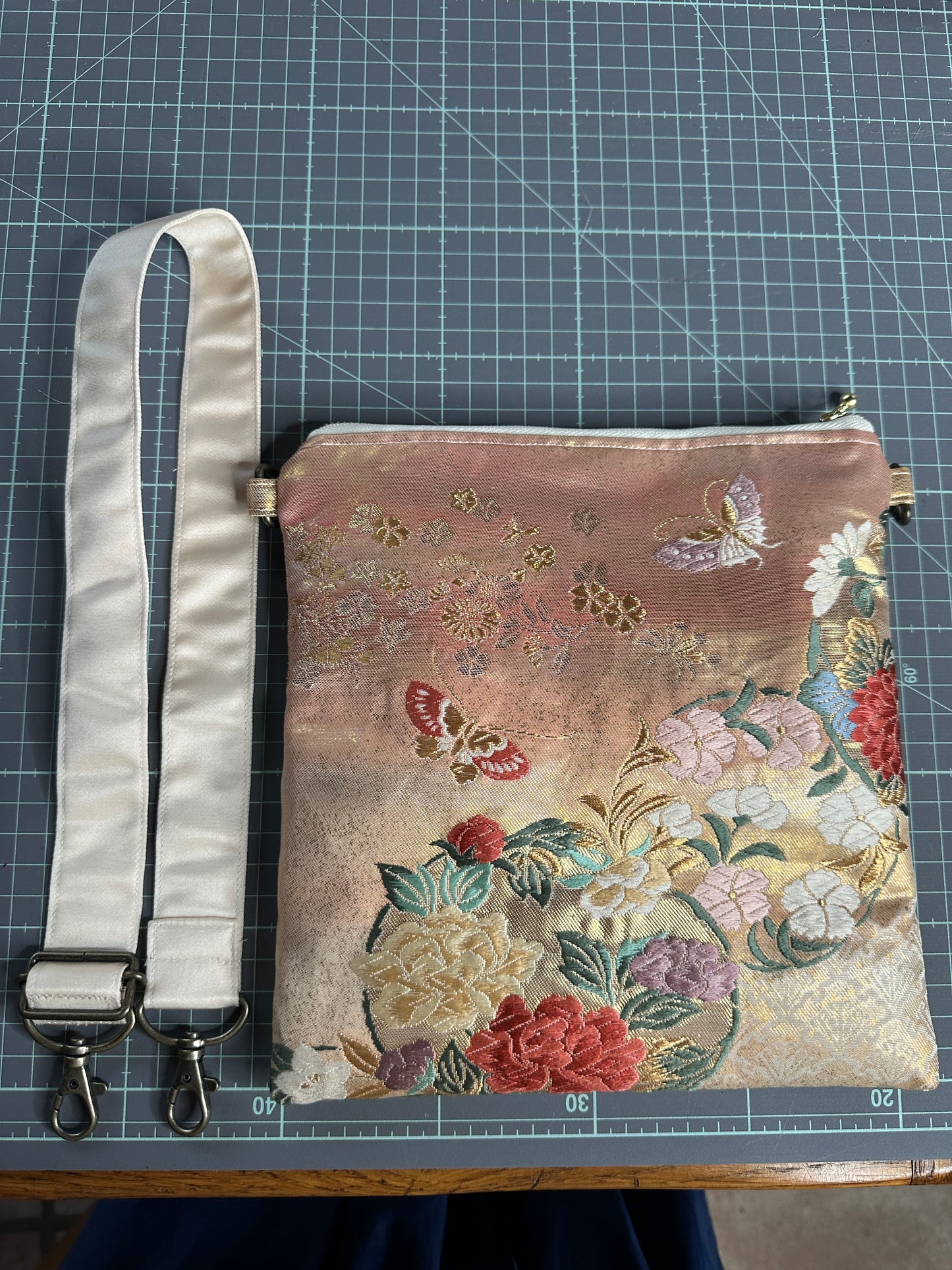 Pochette sac à l’épaule Obi kimono japonais en soie