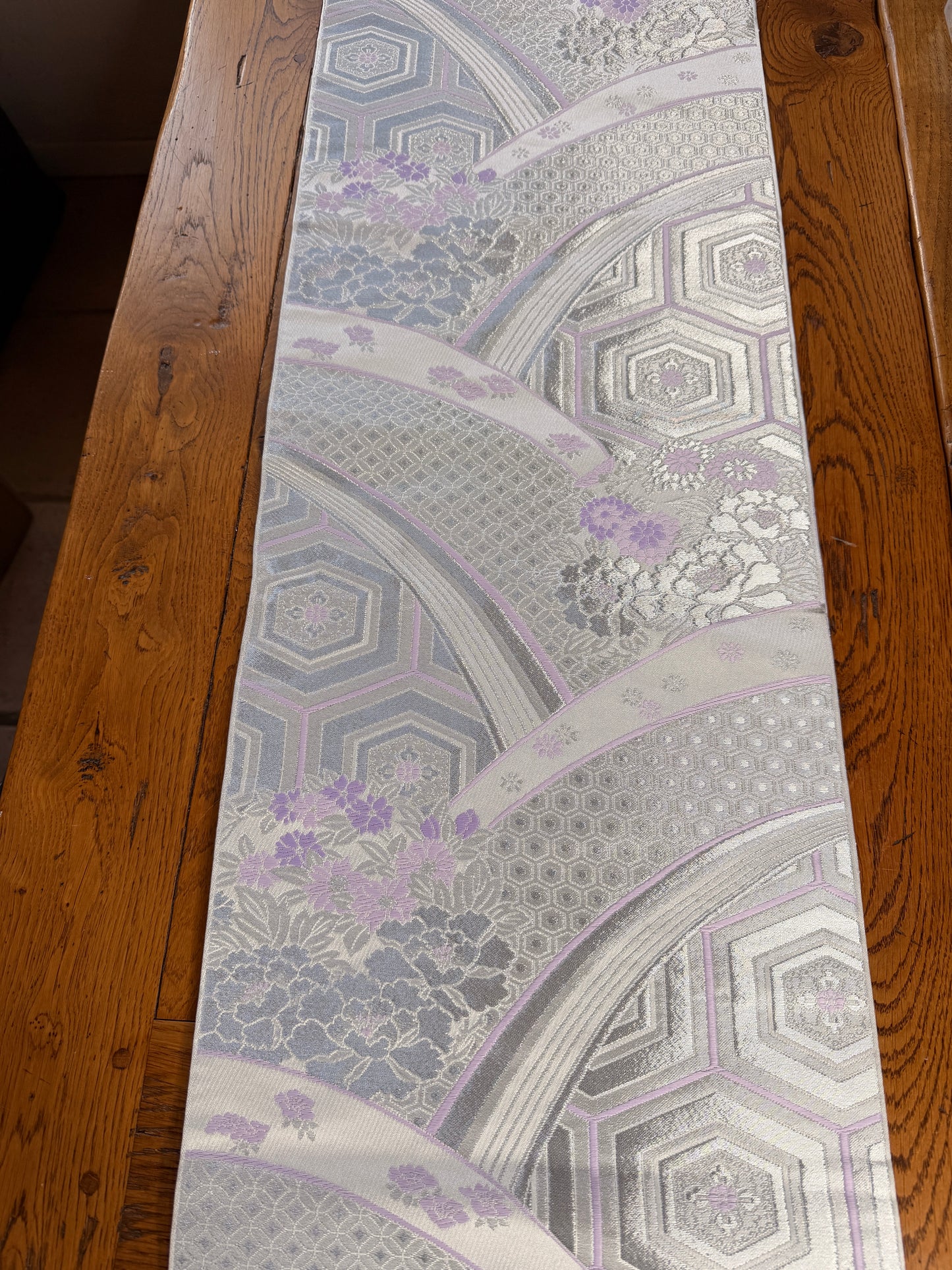 Chemin de table Obi japonais