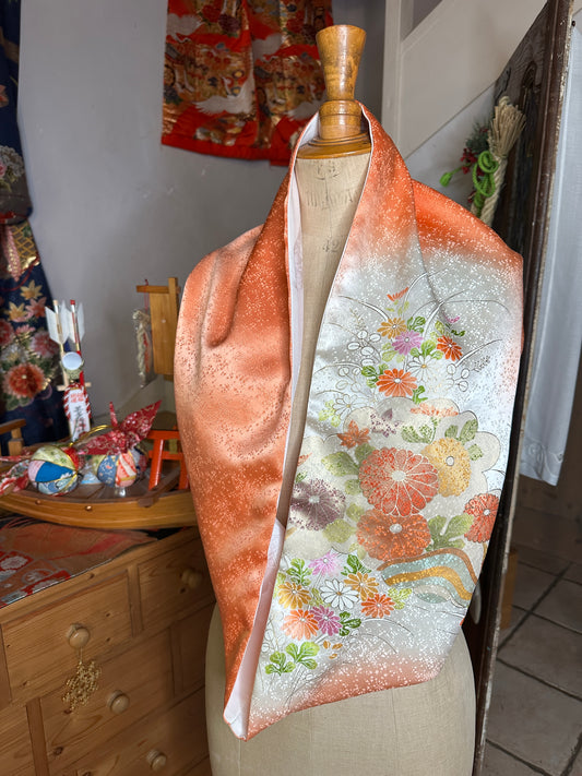 Tour de cou double face et largeur de la kimono en soie