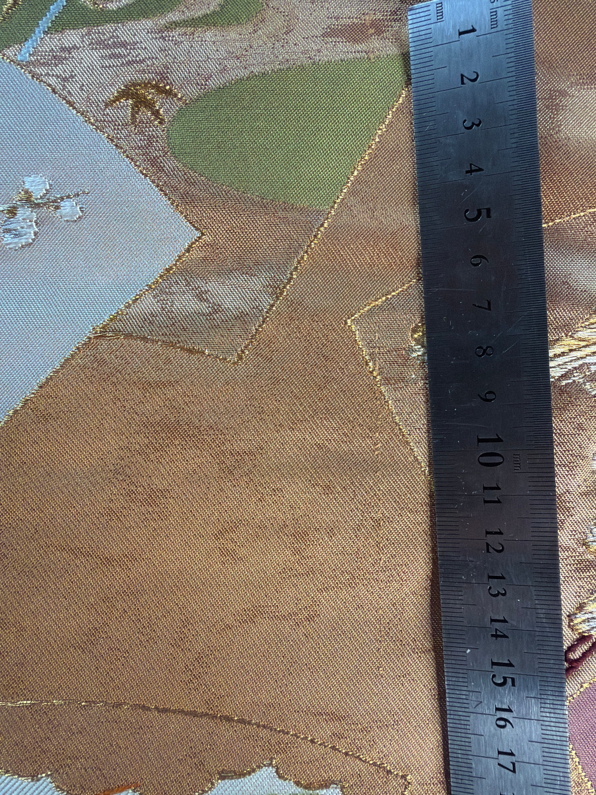 Chemin de table Obi en soie