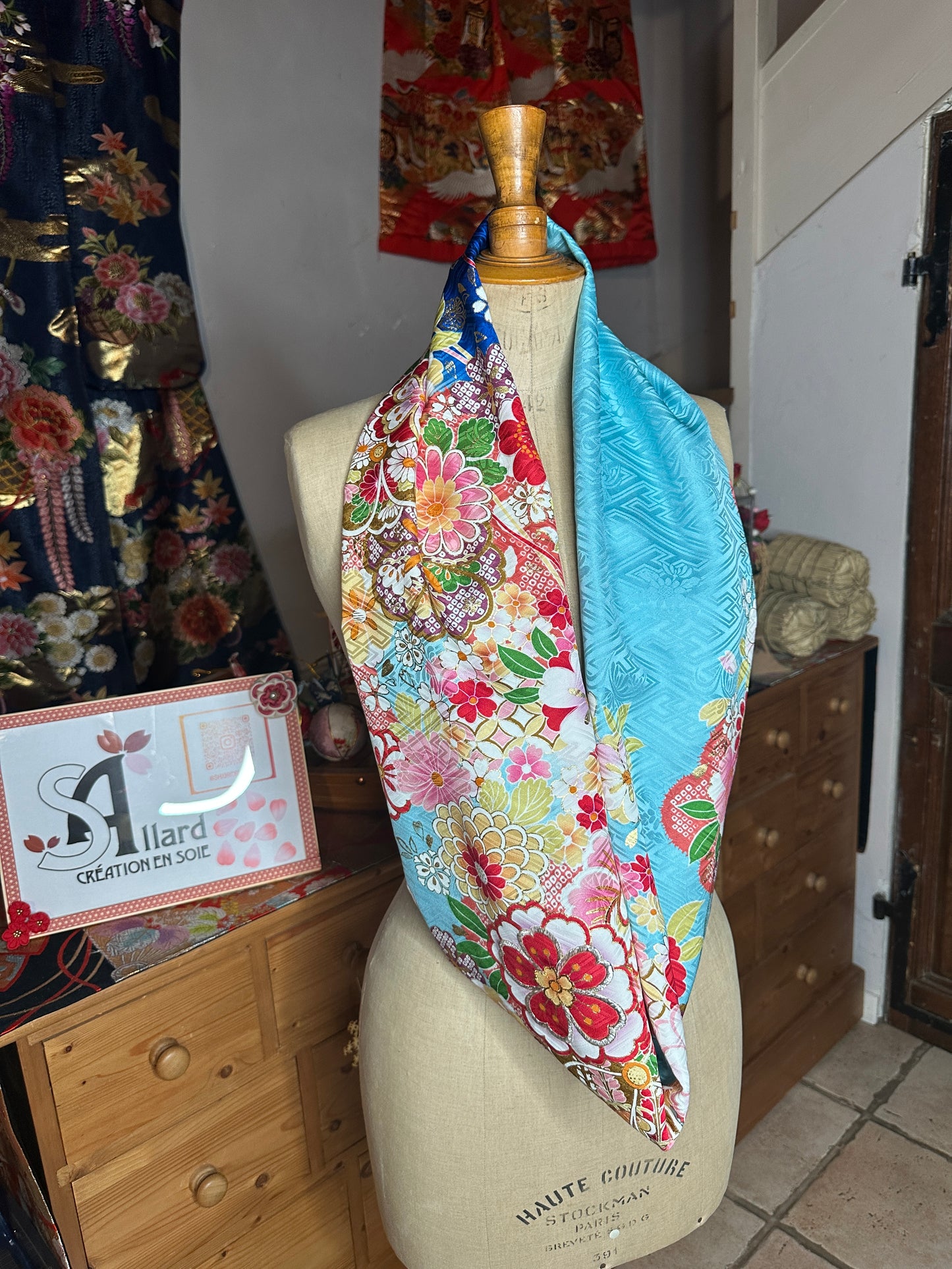 Tour de cou foulard furisode kimono japonais en soie