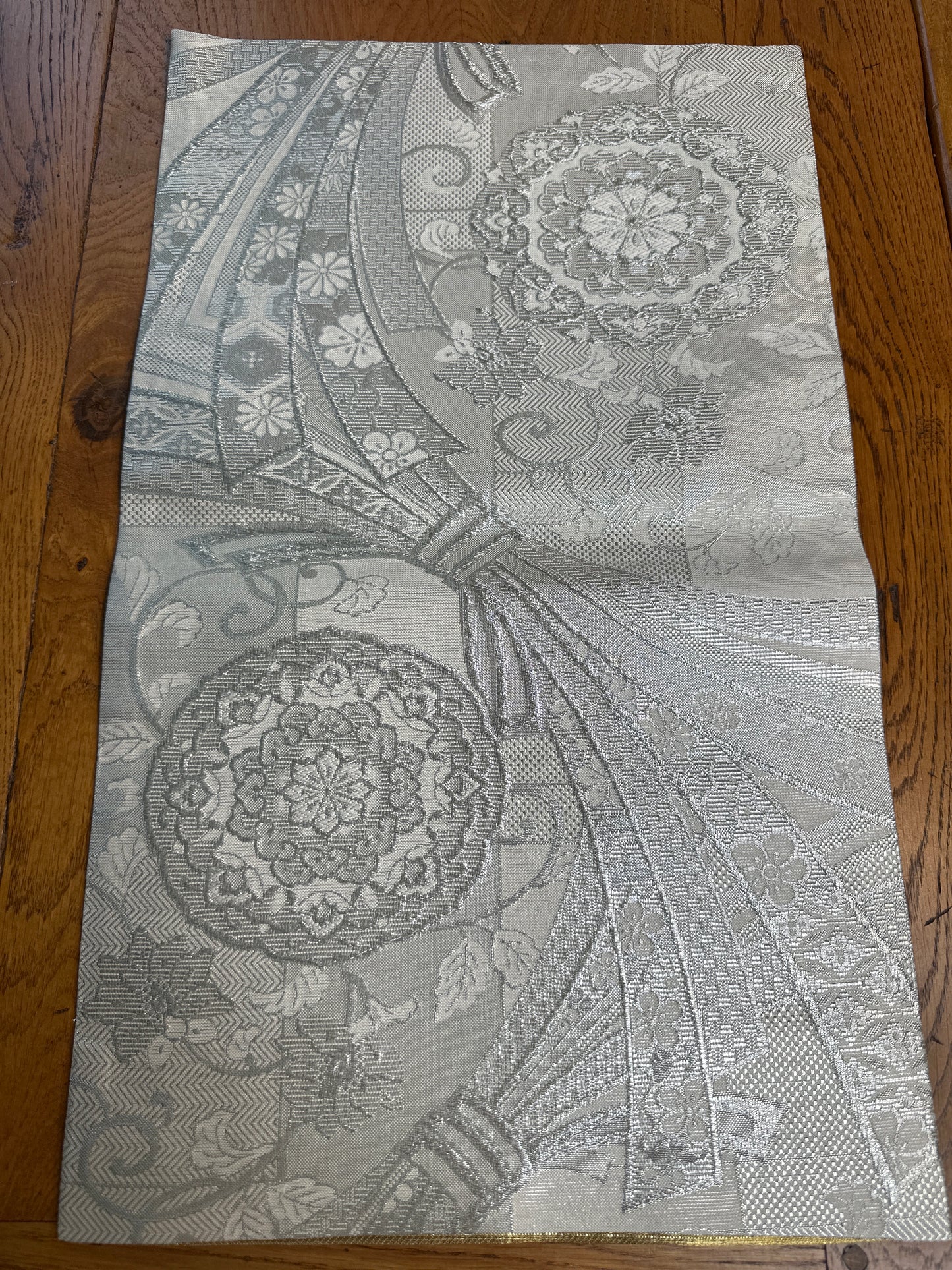 Centre de table Obi japonais en soie