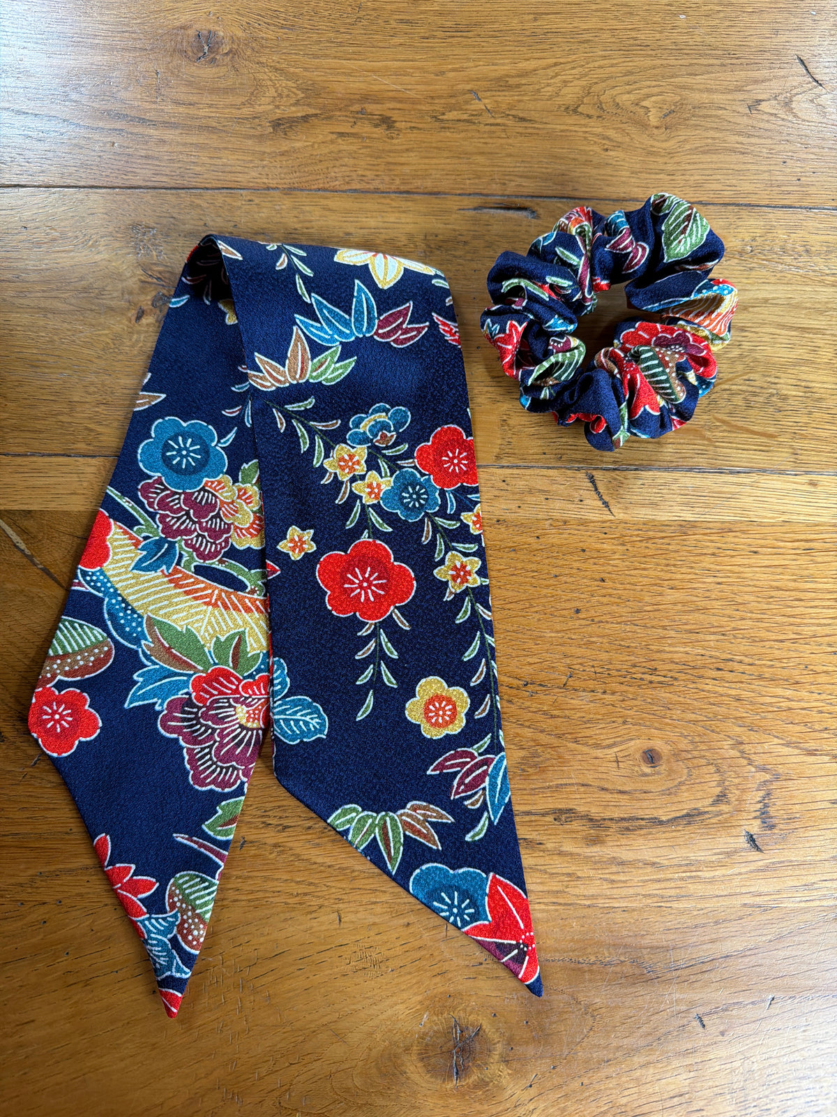 Chouchou ruban kimono japonais en soie Bingatazome Okinawa