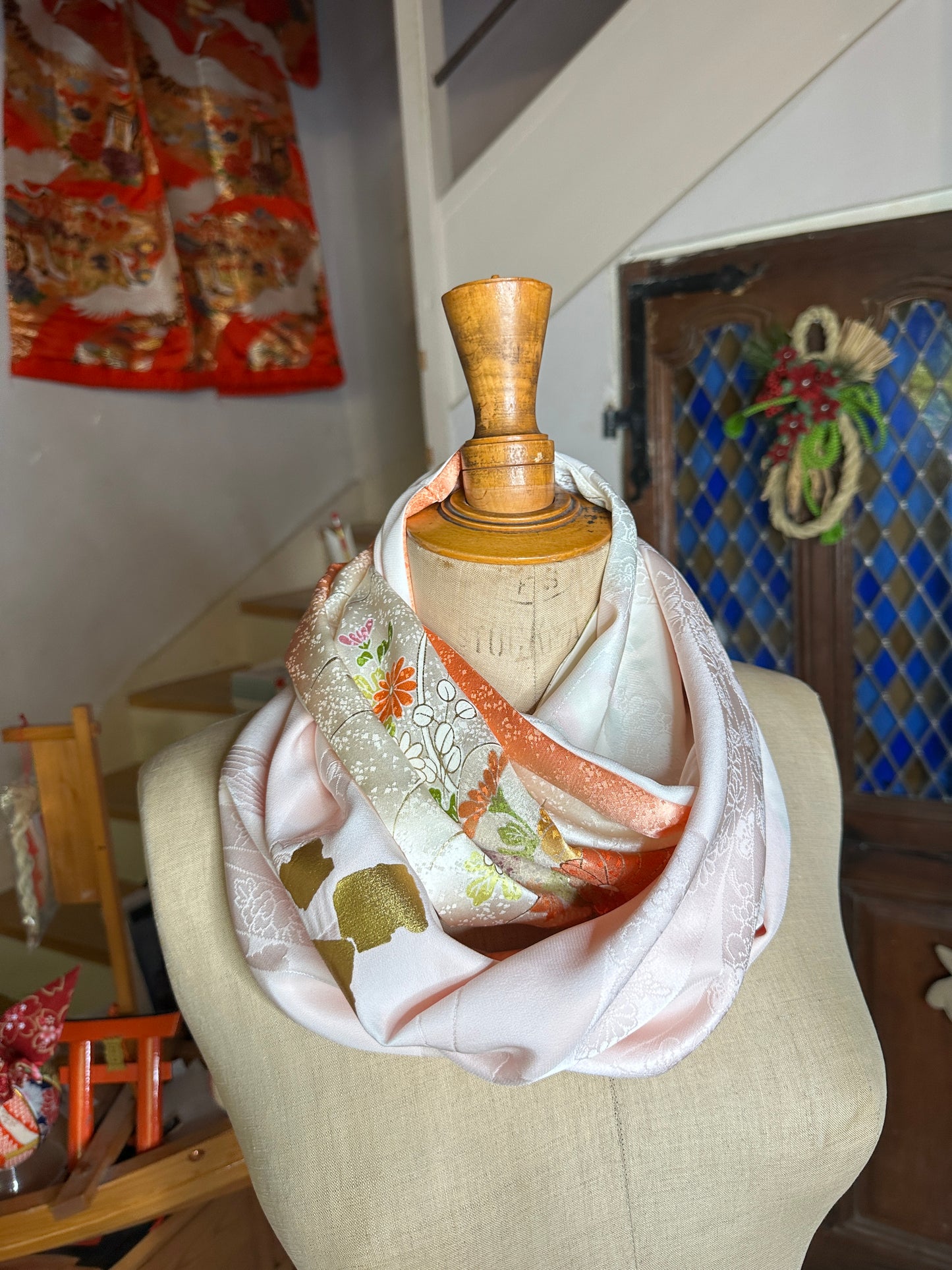 Tour de cou double face et largeur de la kimono en soie