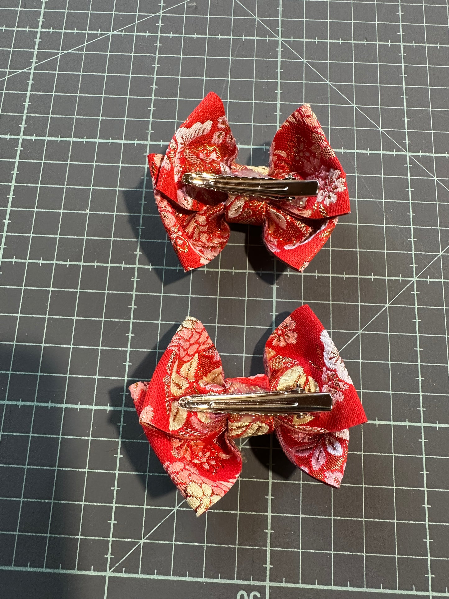 2 pinces à cheveux rubans japonais Obi