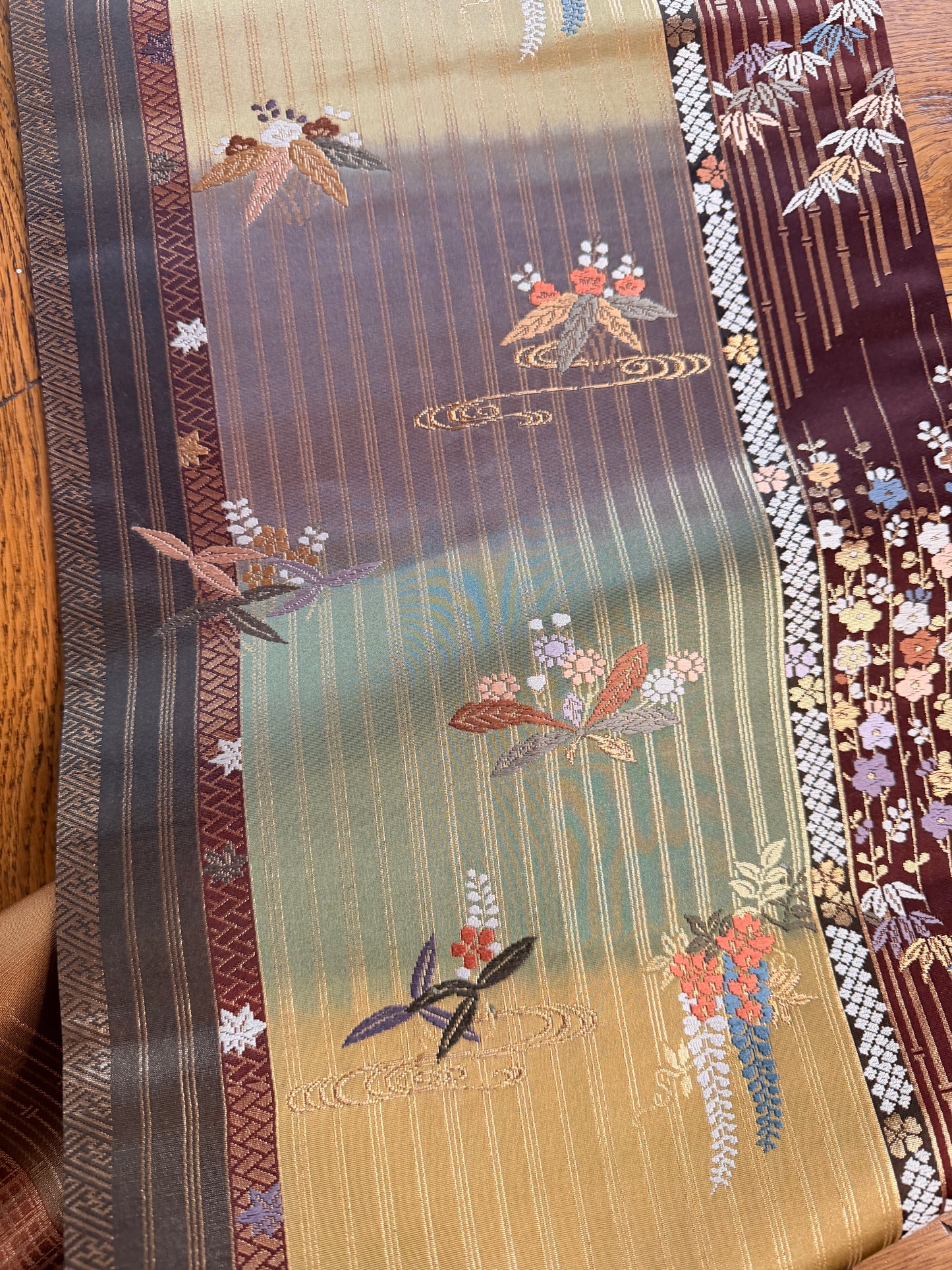 Chemin de table Obi japonais en soie Neuf