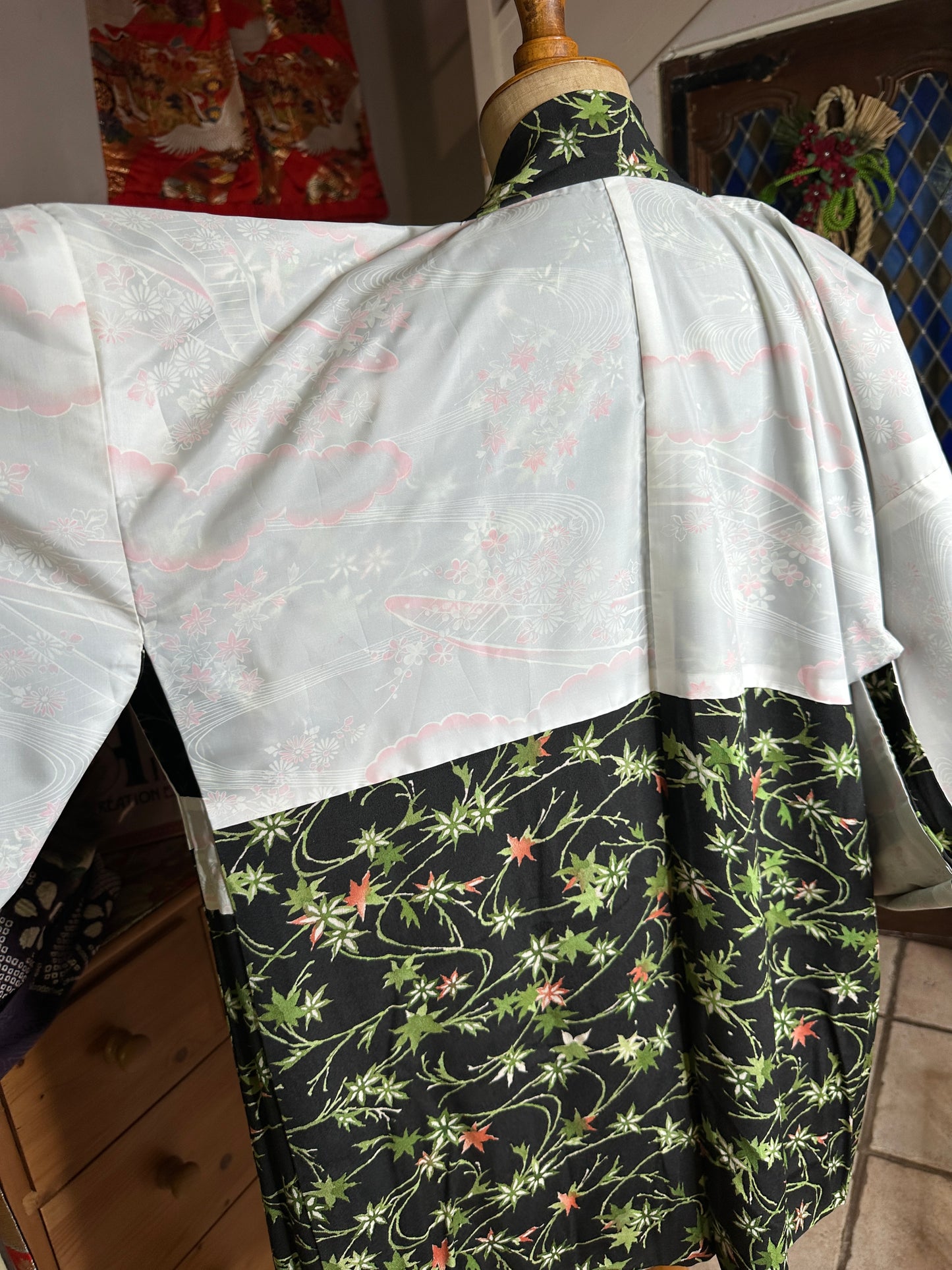 Haori feuilles d’érables japonais Neuf en soie