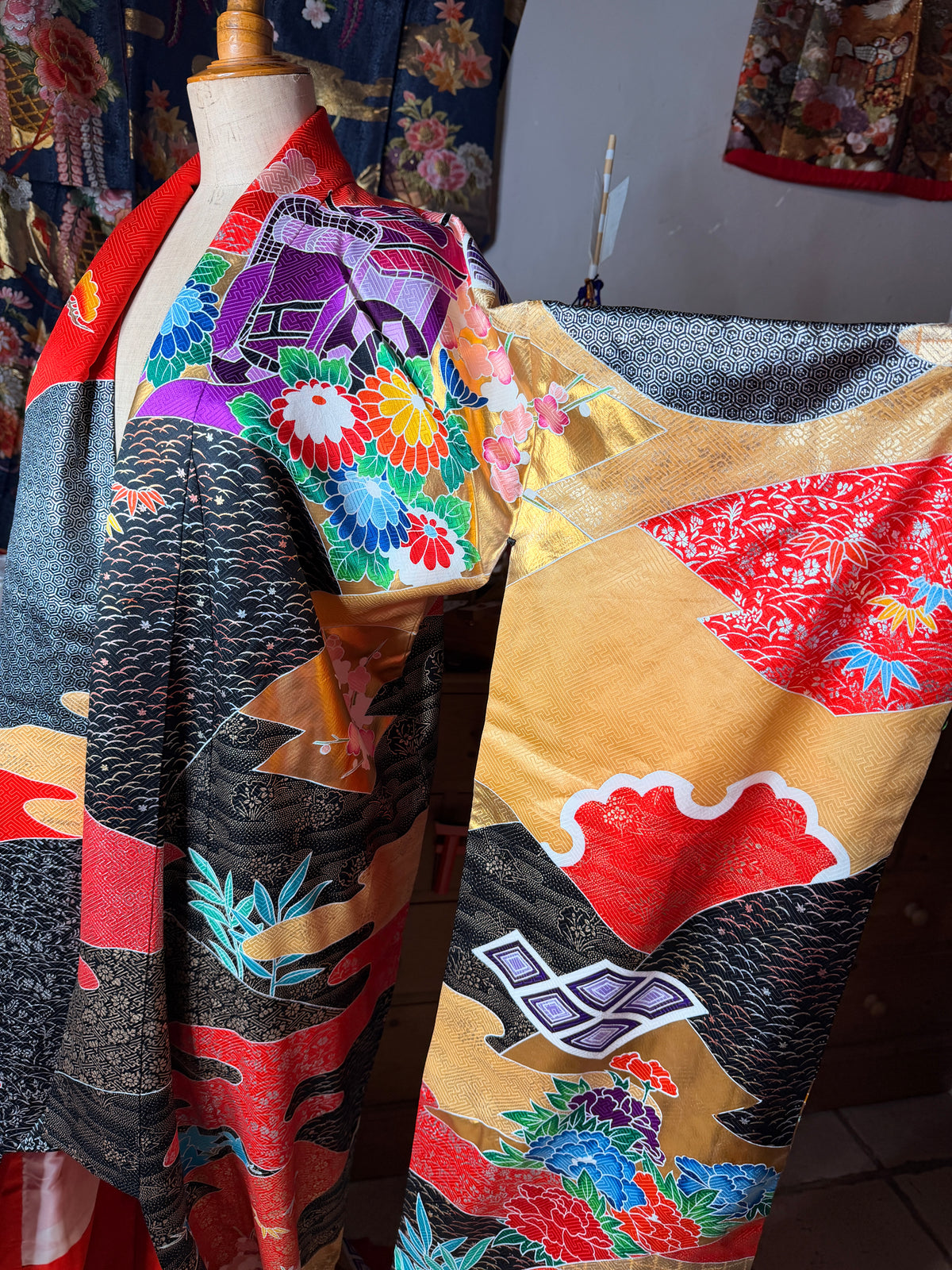 Kimono de mariage Hikifurisode japonais