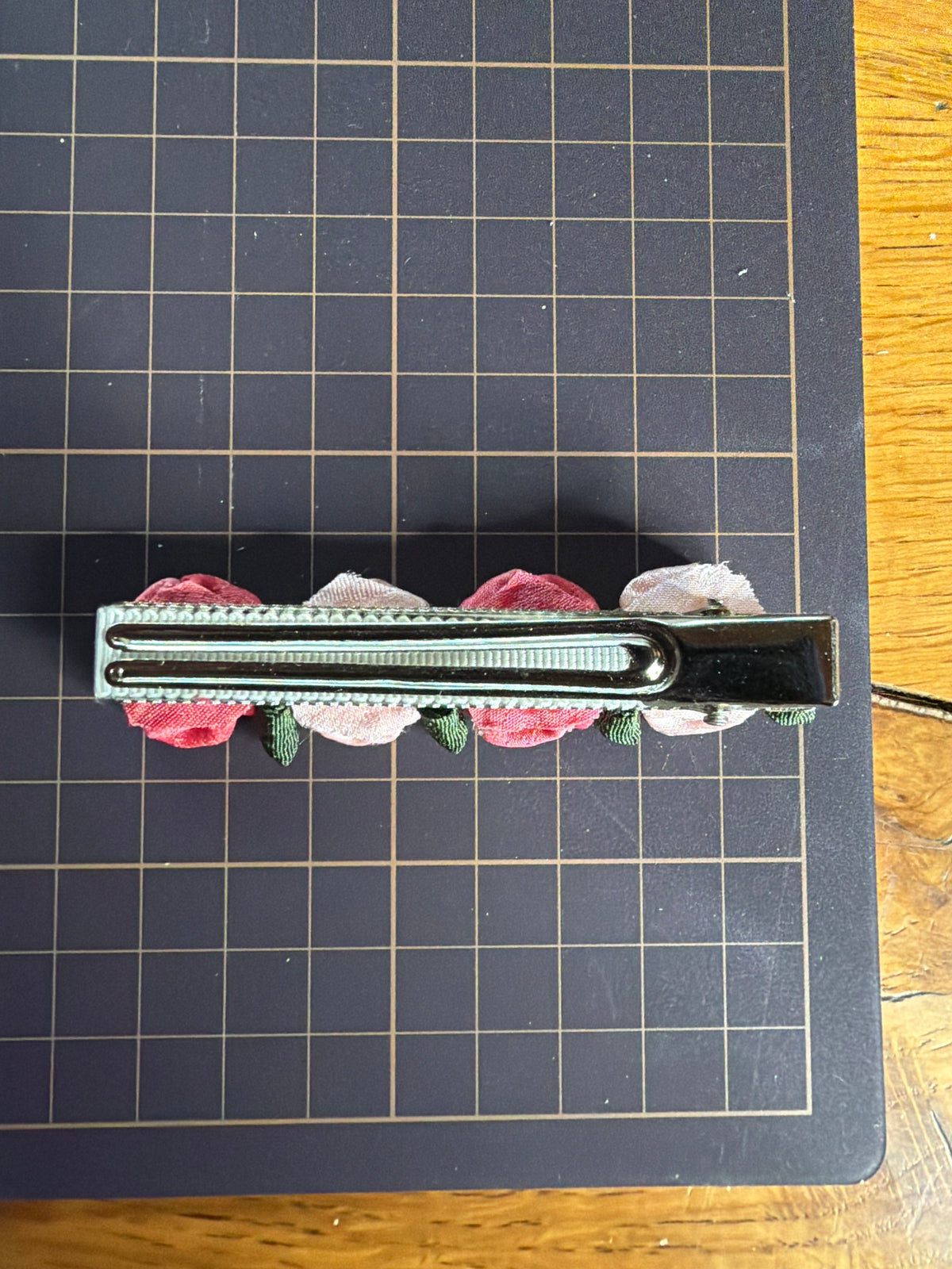 Pince à cheveux kimono japonais en soie Tsumamisaiku