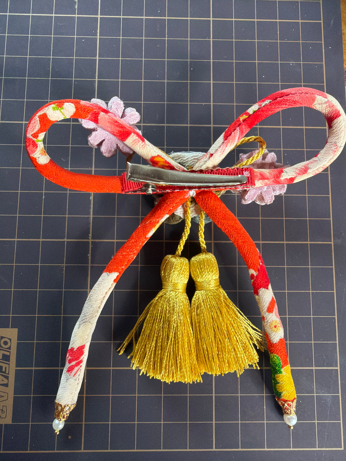 Pince à cheveux cordelette kimono japonais avec Tsumamisaiku