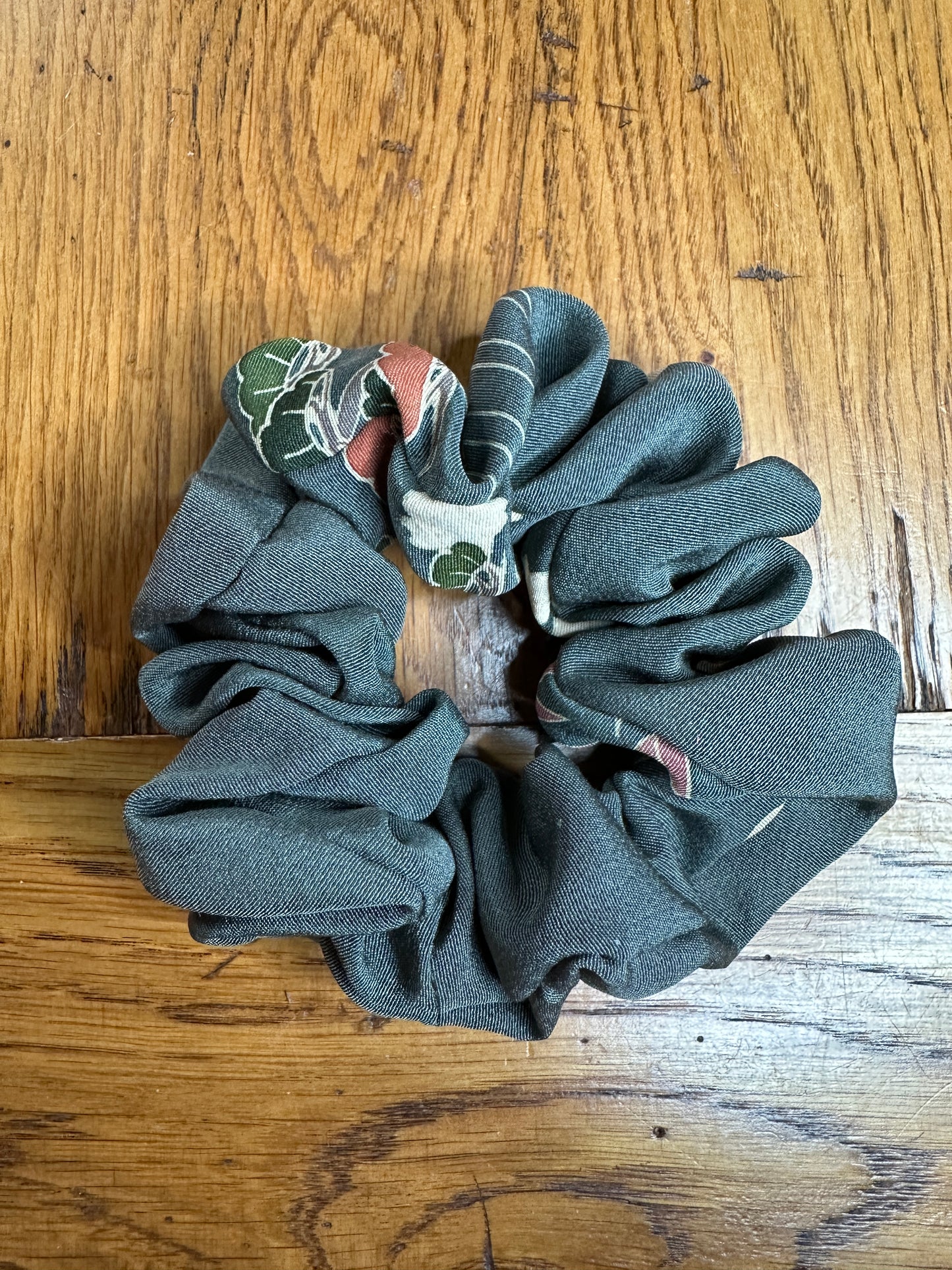 Chouchou kimono japonais tomesode en soie