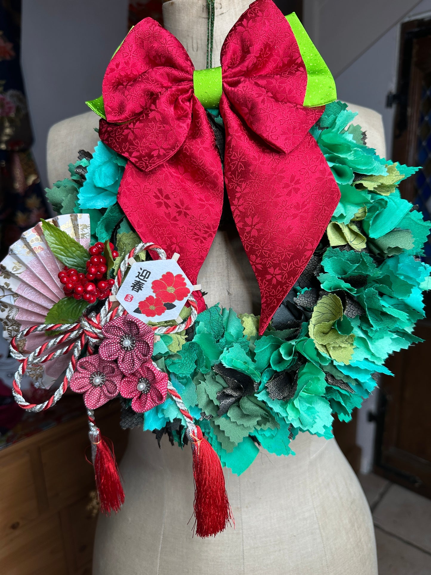 Couronne de Noël et nouvel an japonais en soie