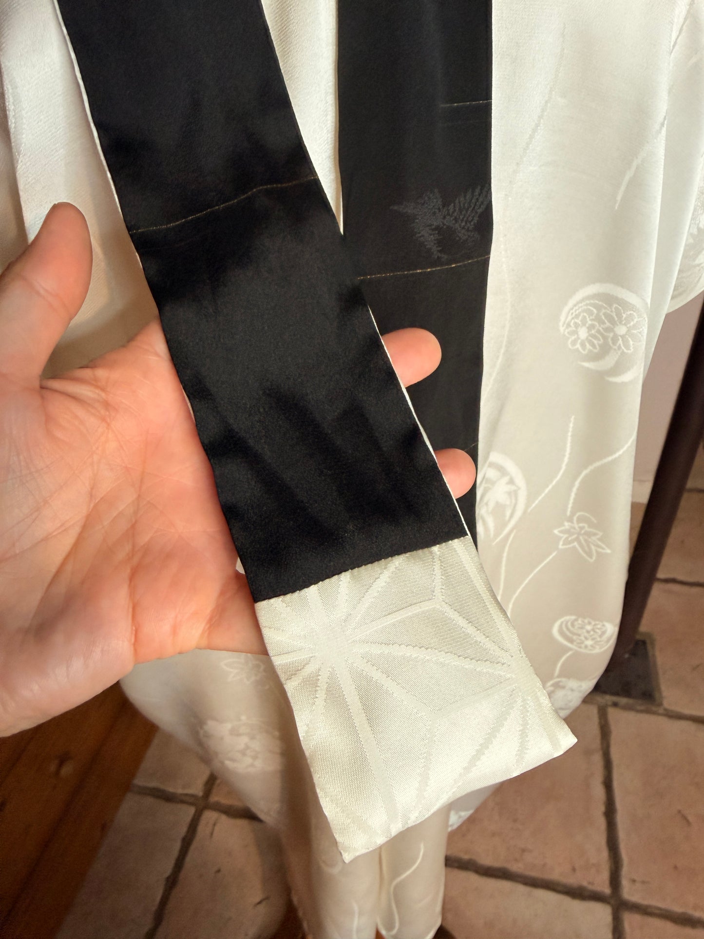 Robe de nuit avec la ceinture en jyuban kimono japonais en soie Neuf