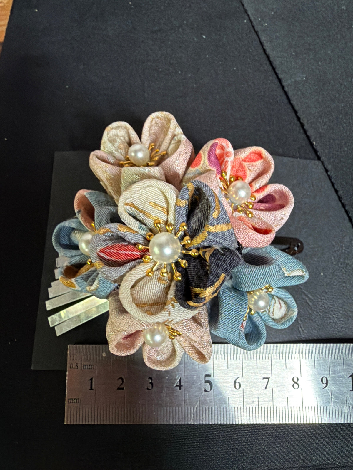 Kanzashi Barette japonaise Tsumamisaiku kimono en soie