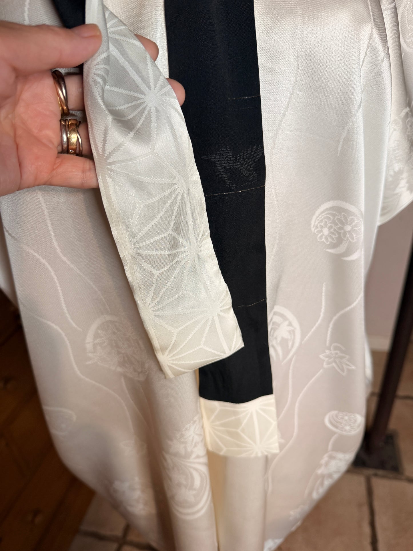 Robe de nuit avec la ceinture en jyuban kimono japonais en soie Neuf