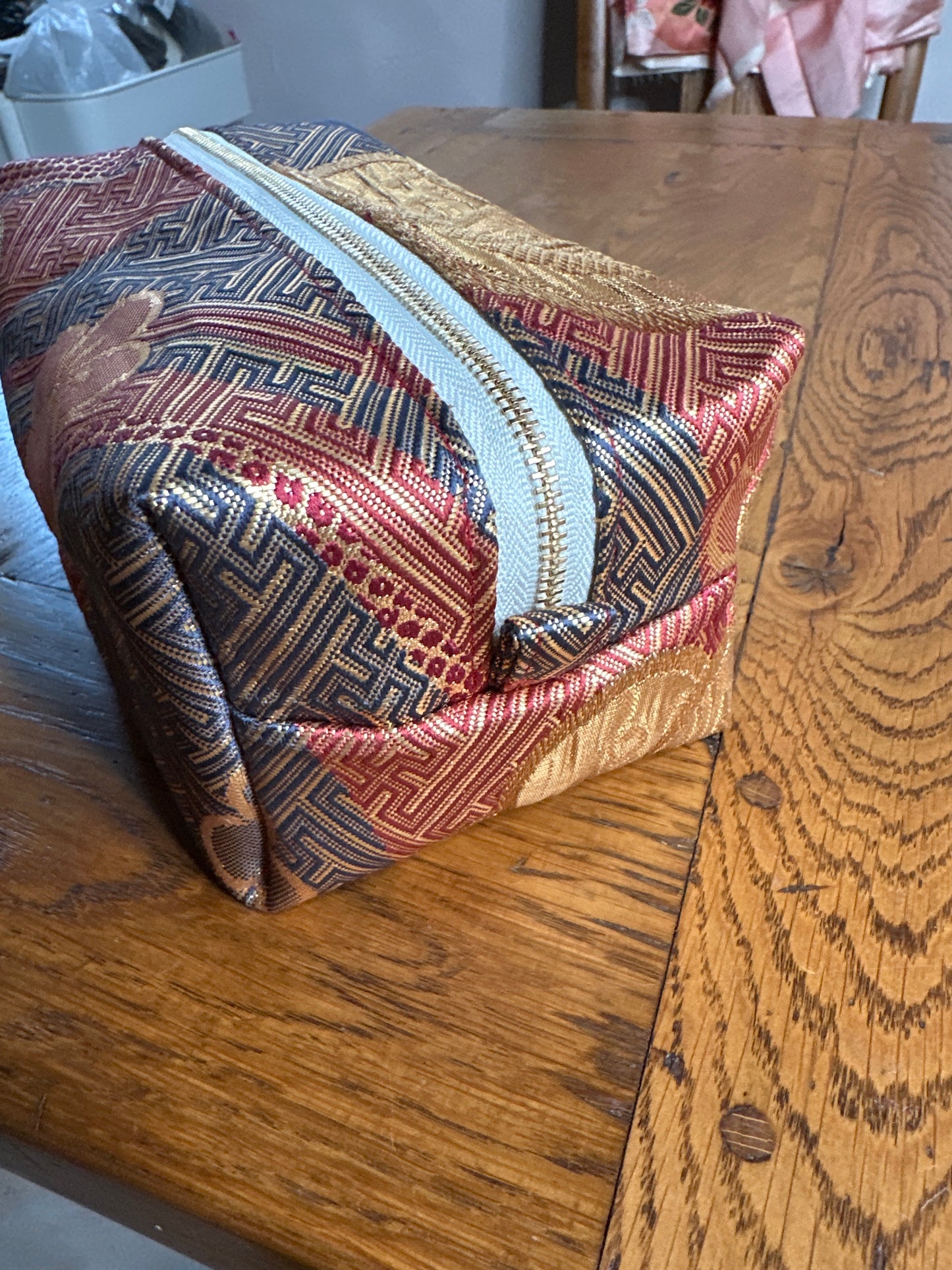 Trousse de toilette Obi japonais en soie