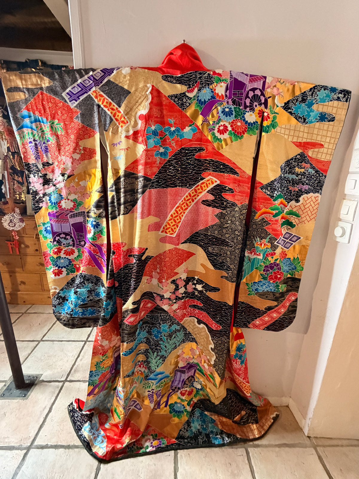 Kimono de mariage Hikifurisode japonais