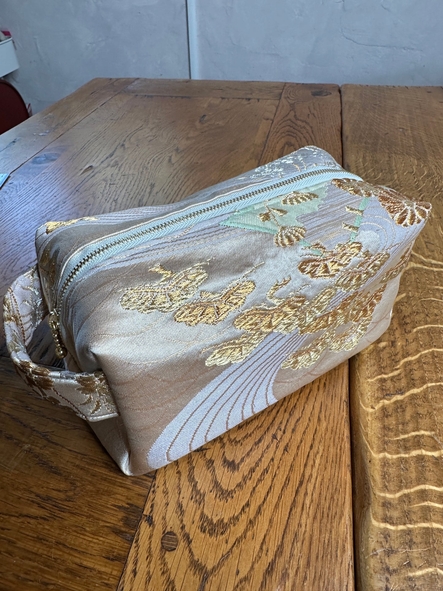 Trousse de toilette Obi en soie