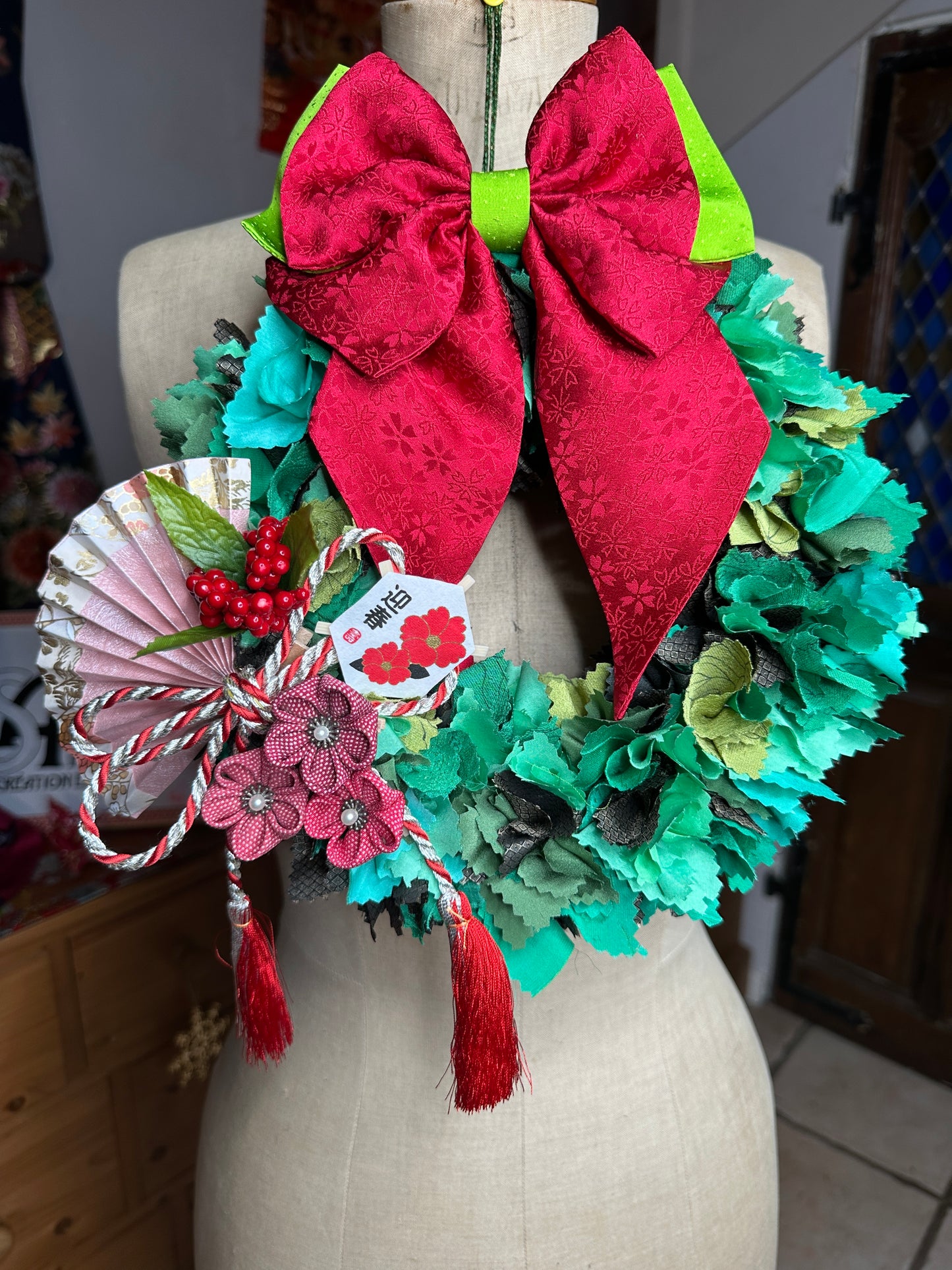 Couronne de Noël et nouvel an japonais en soie