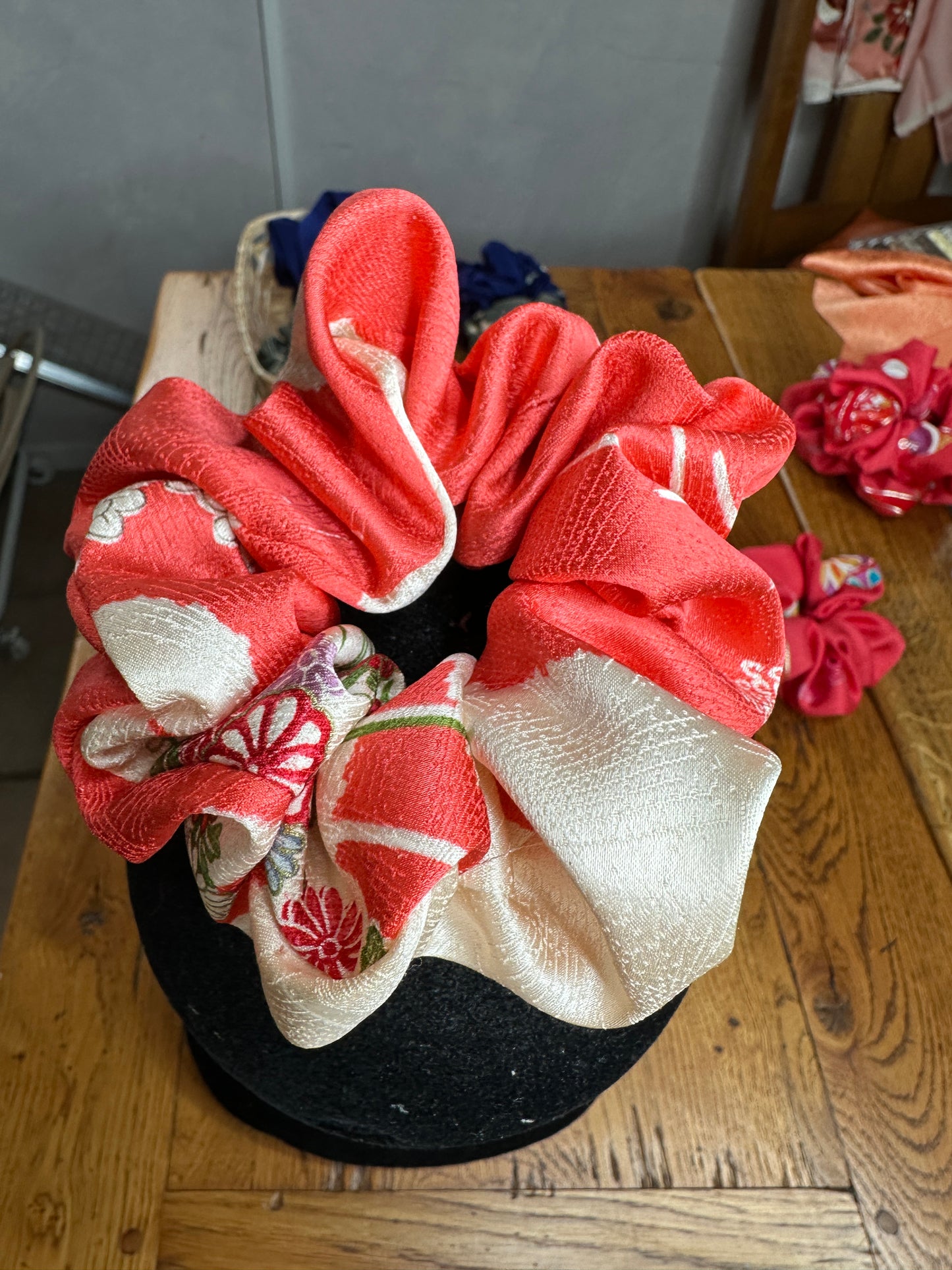 Chouchou kimono japonais en soie moyen modèle