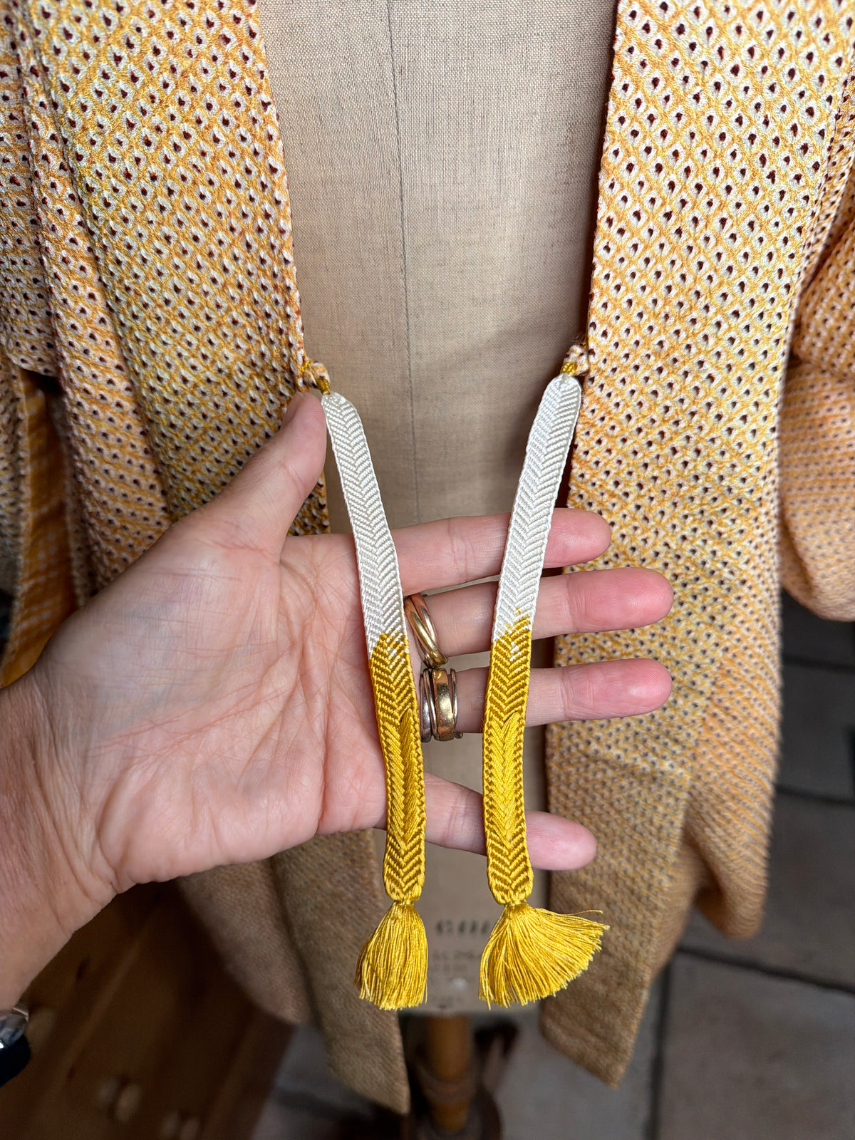 Haori veste de kimono japonais en soie Shibori avec Haorihimo inclus