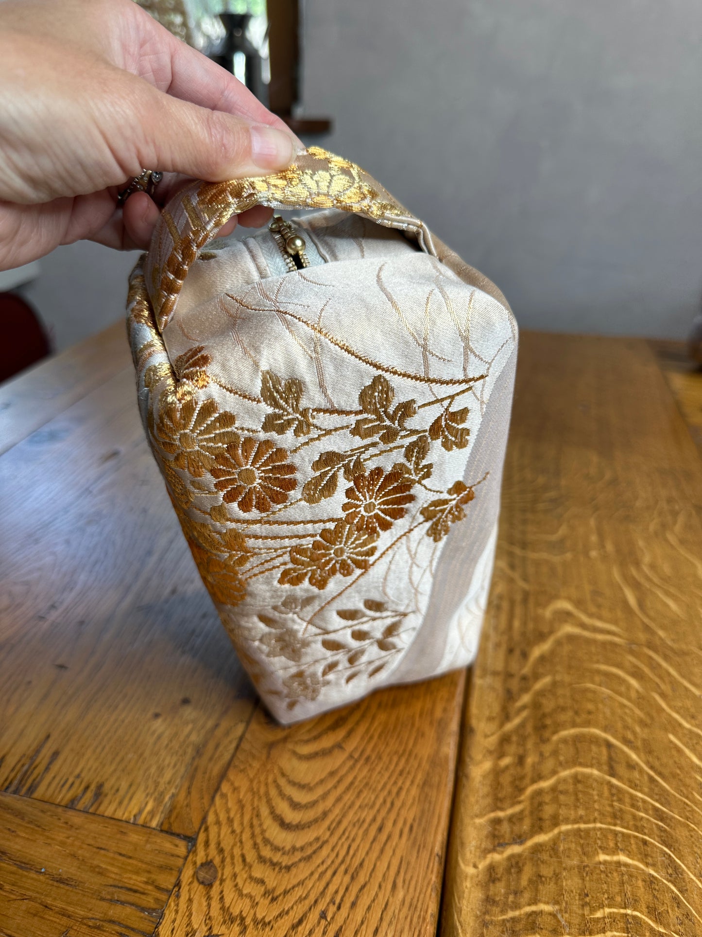 Trousse de toilette Obi en soie