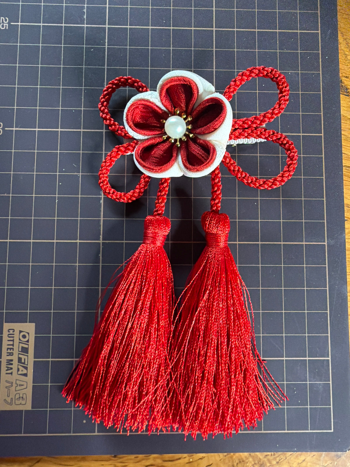 Pince à cheveux Tsumamisaiku japonaise en soie