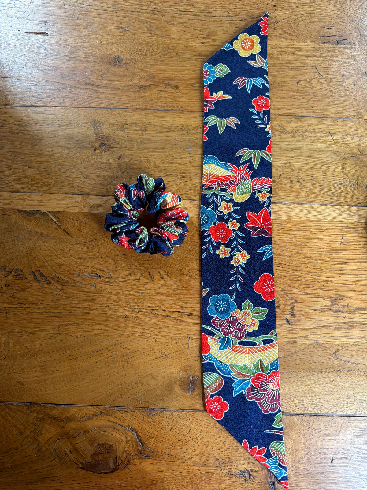 Chouchou ruban kimono japonais en soie Bingatazome Okinawa