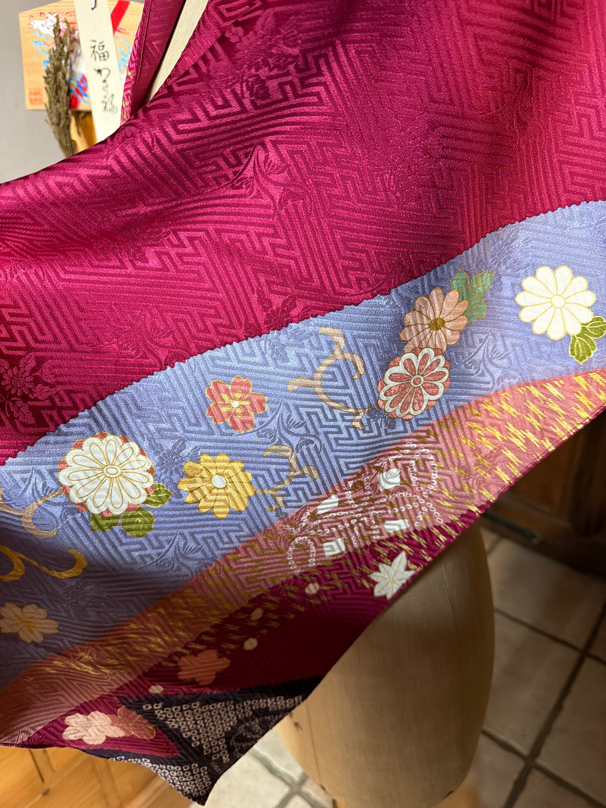 Foulard tissu kimono japonais furisode en soie