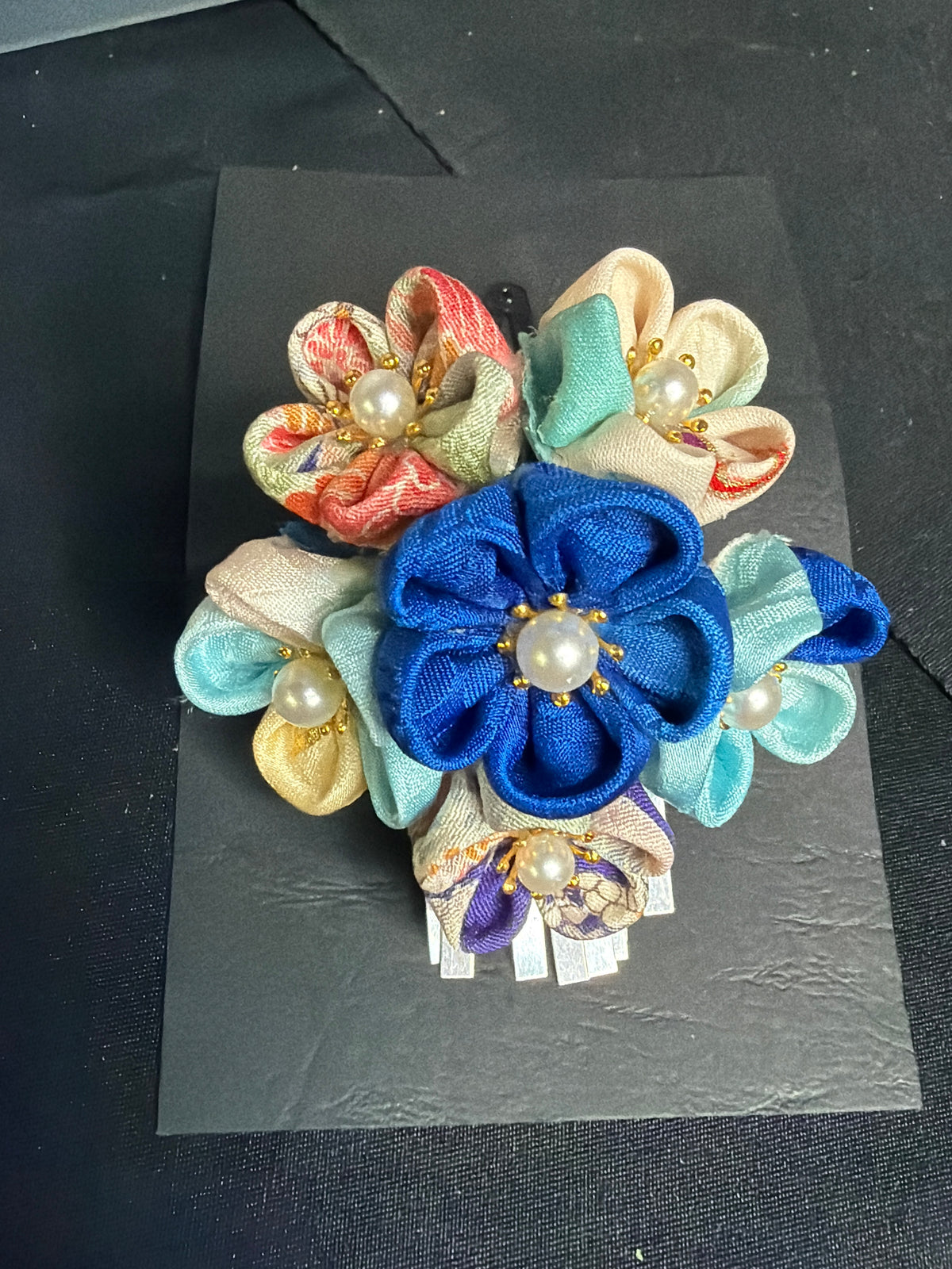 Kanzashi Barette Tsumamisaiku japonaise kimono en soie