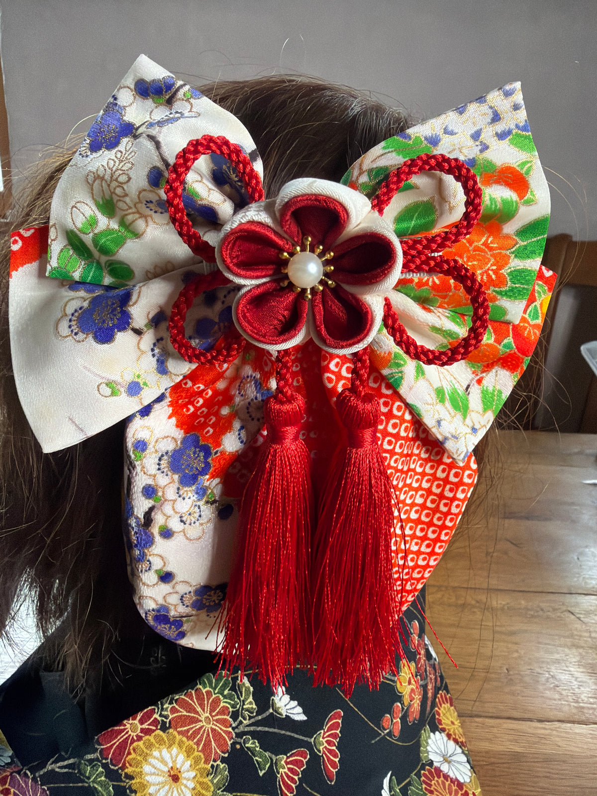 Pince à cheveux Tsumamisaiku japonaise en soie