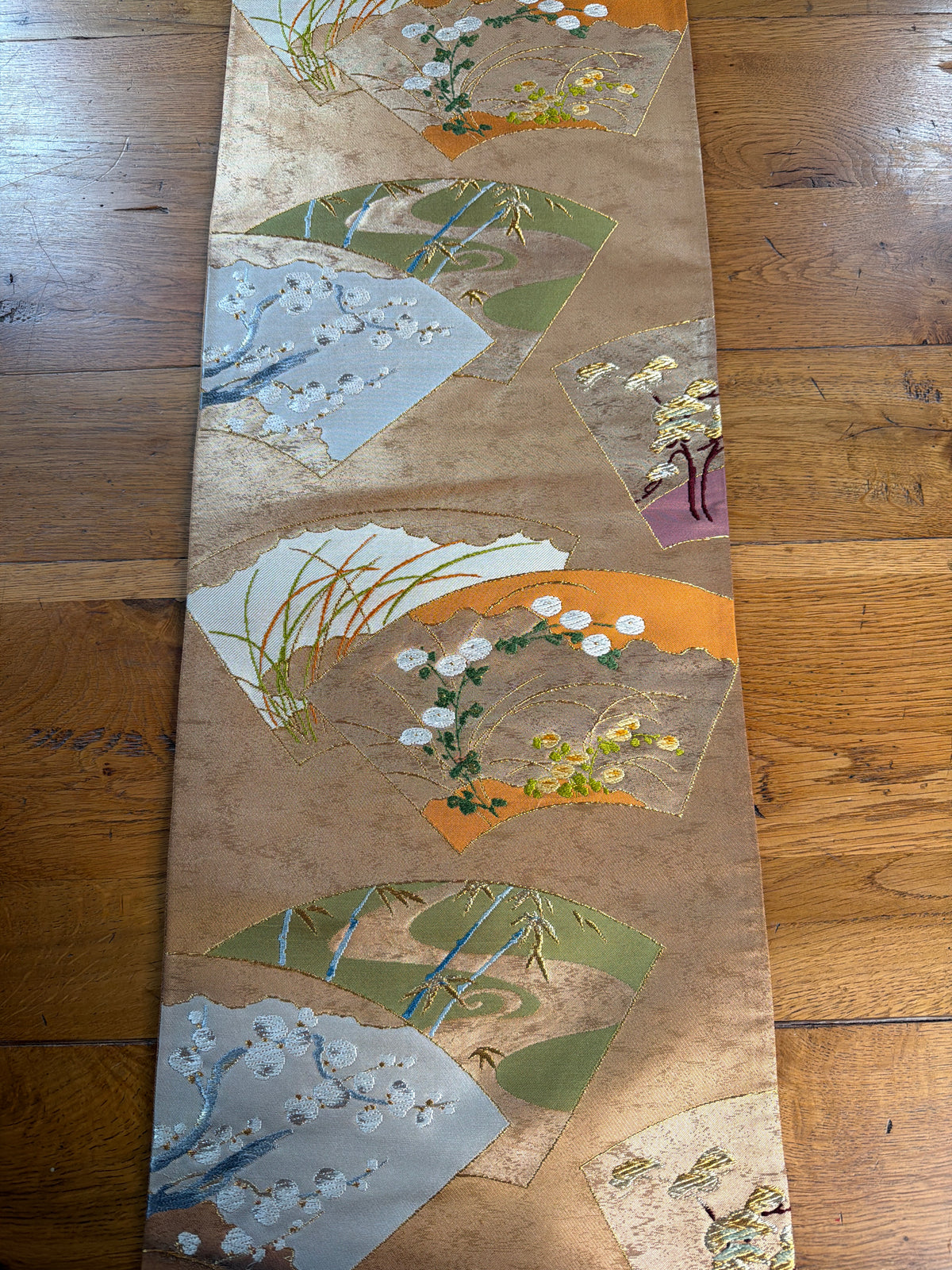 Chemin de table Obi en soie