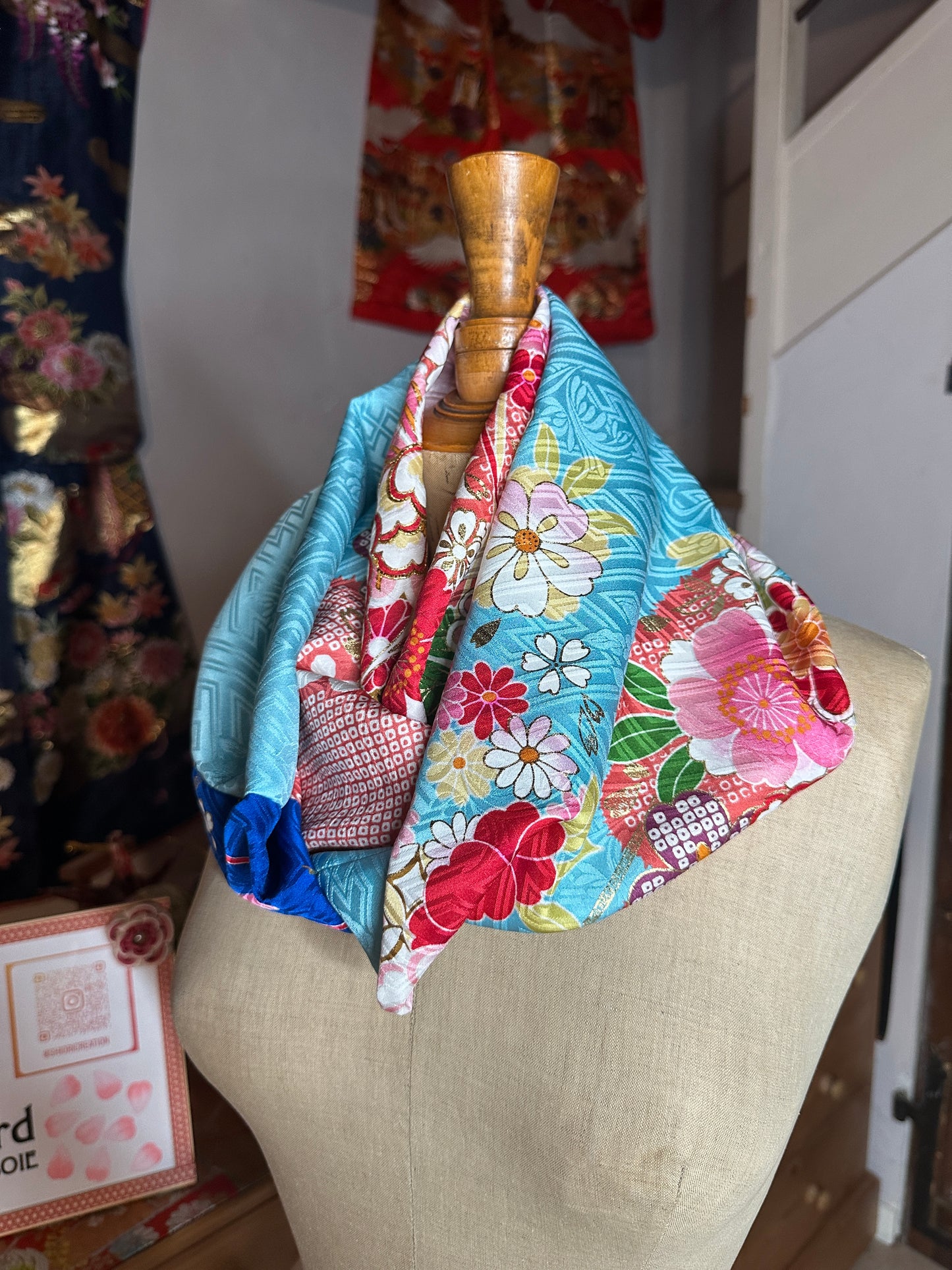 Tour de cou foulard furisode kimono japonais en soie